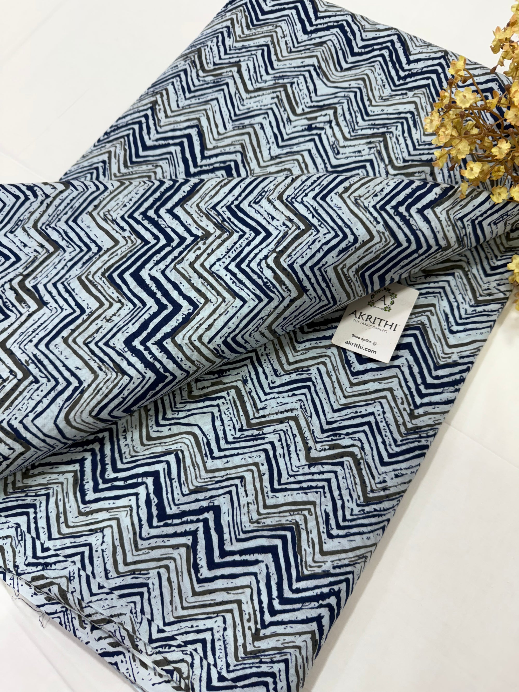 Printed pure cotton fabric