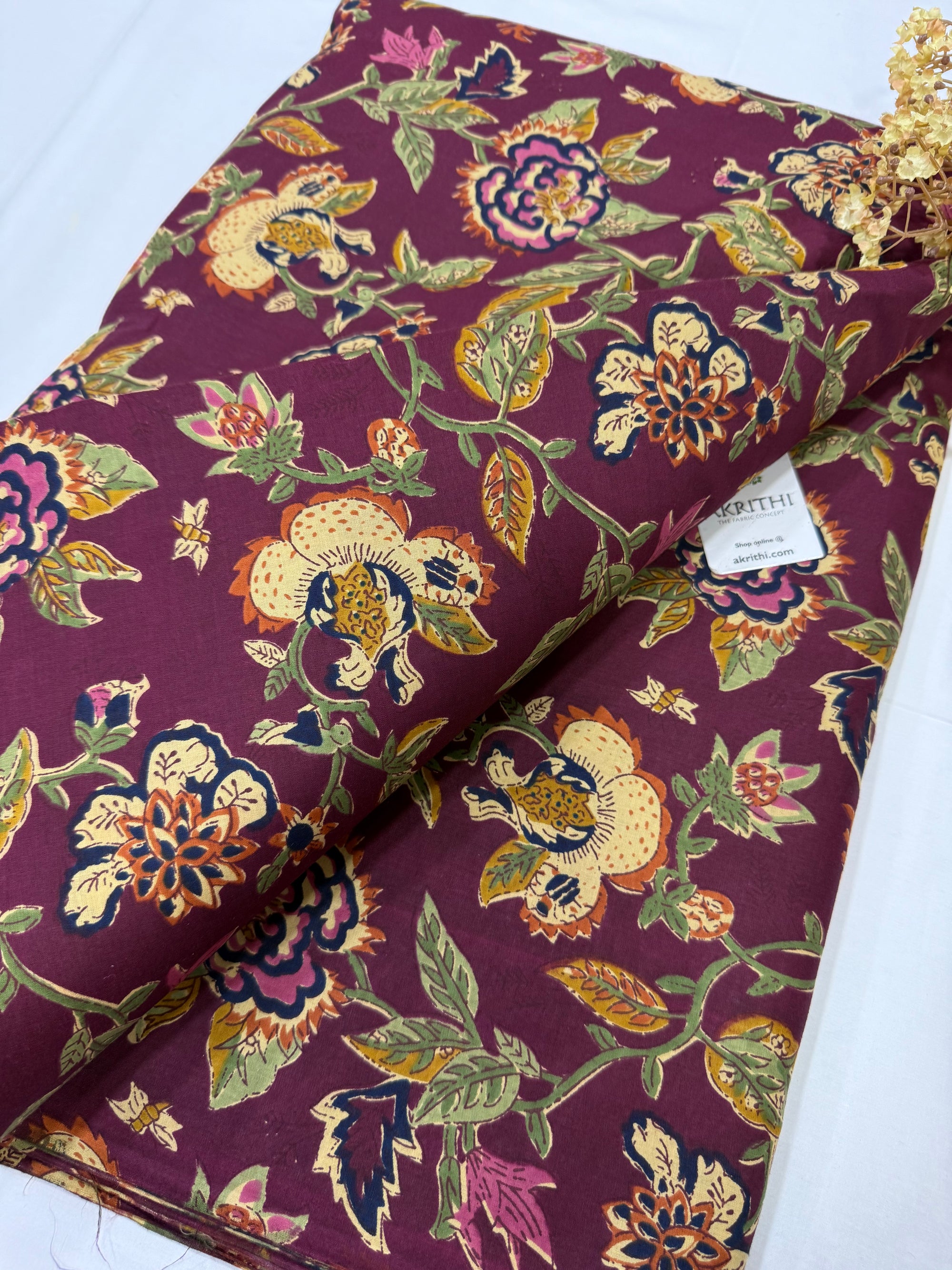 Printed pure cotton fabric