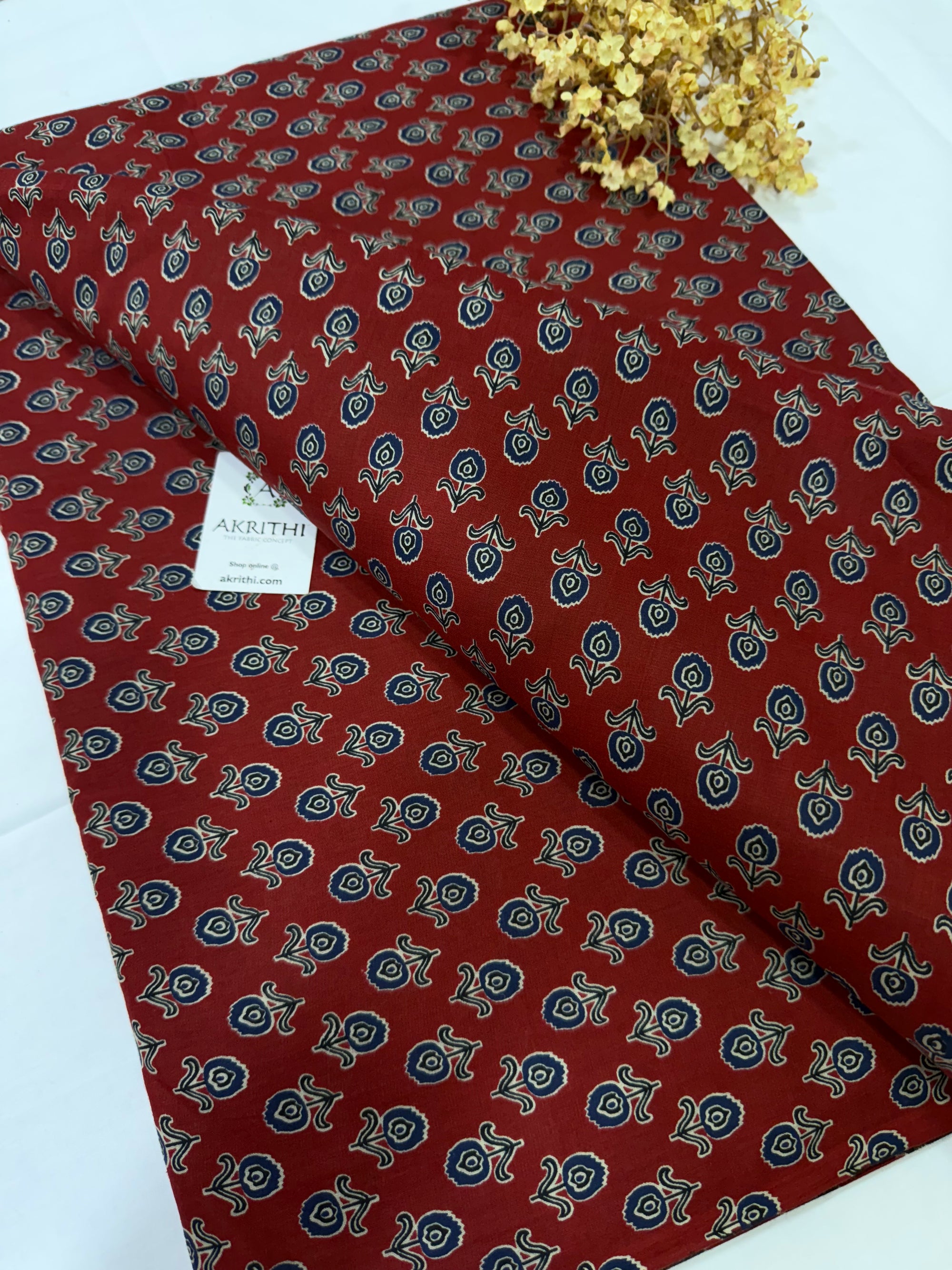 Printed pure cotton fabric