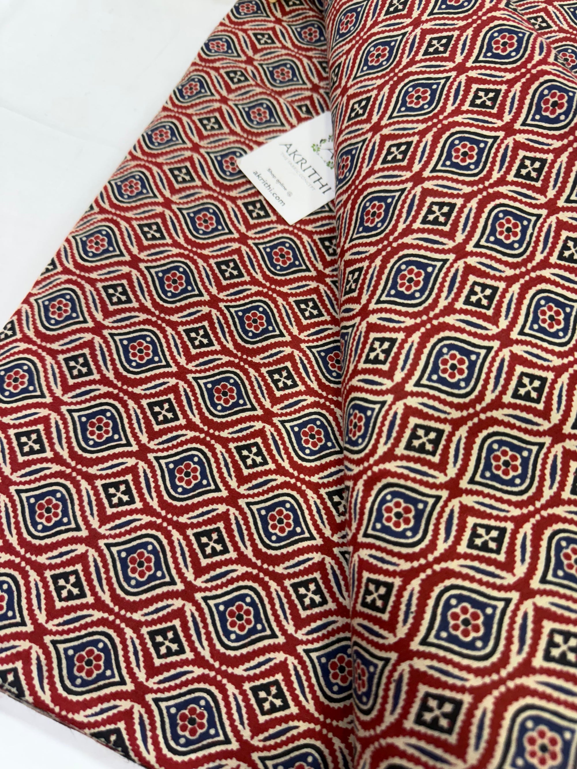 Printed pure cotton fabric