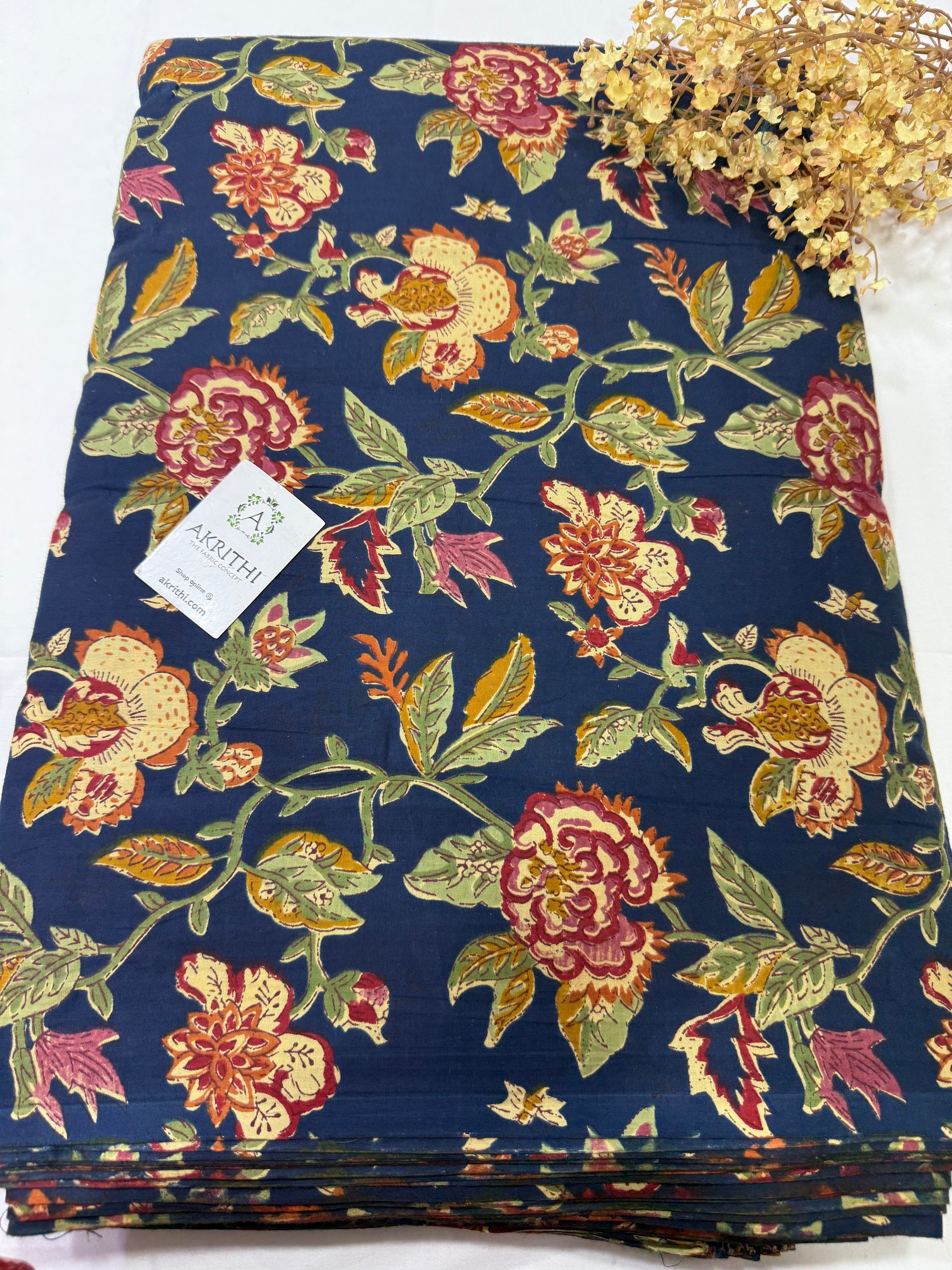 Printed pure cotton fabric