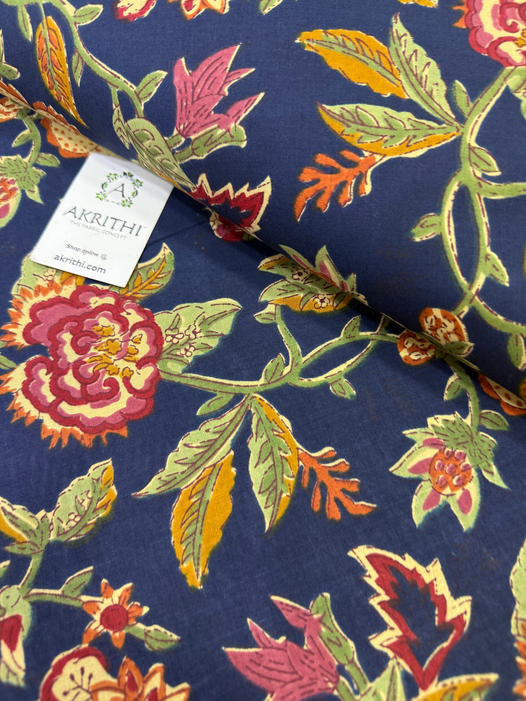 Printed pure cotton fabric