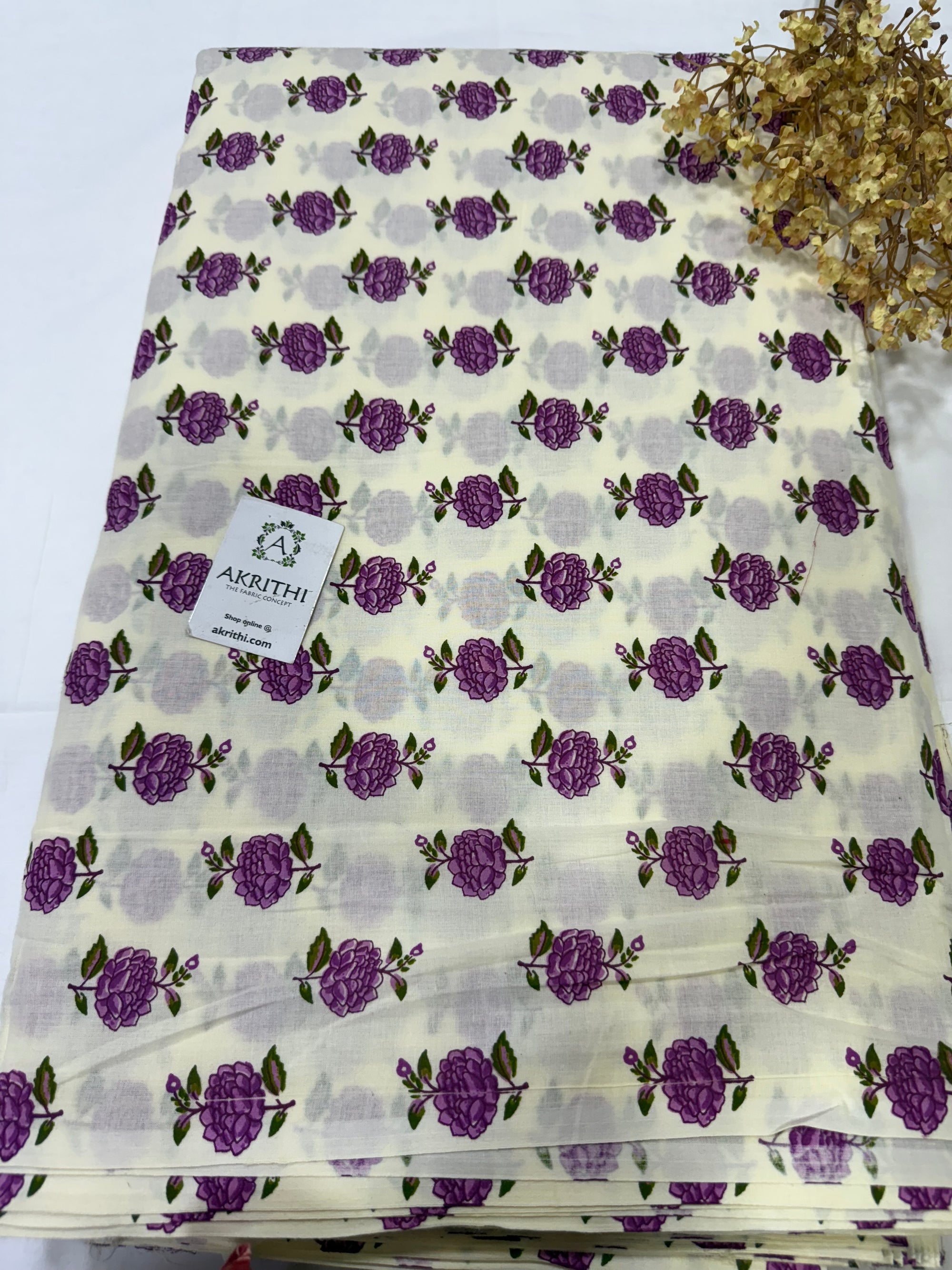 Printed pure cotton fabric