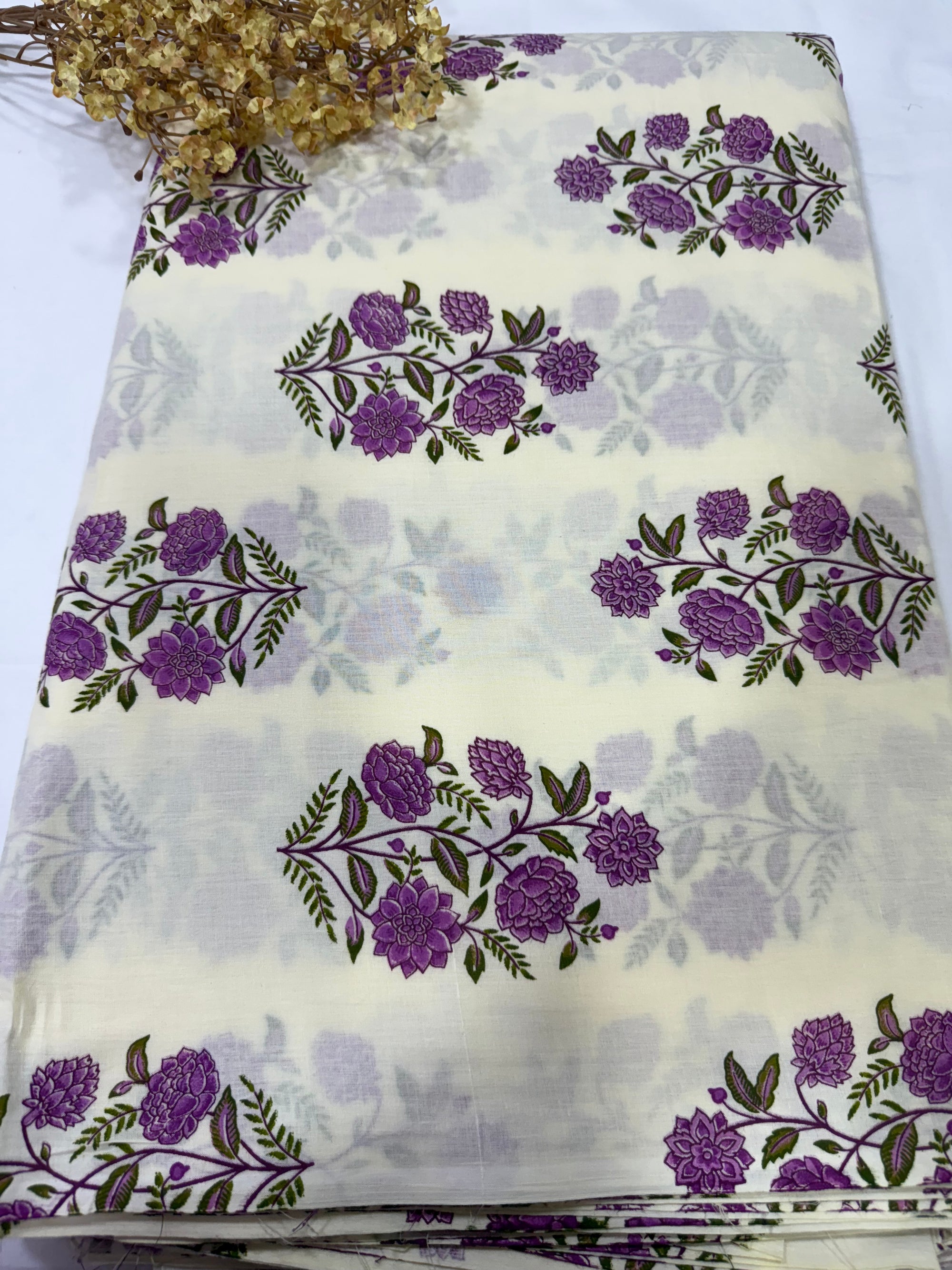 Printed pure cotton fabric
