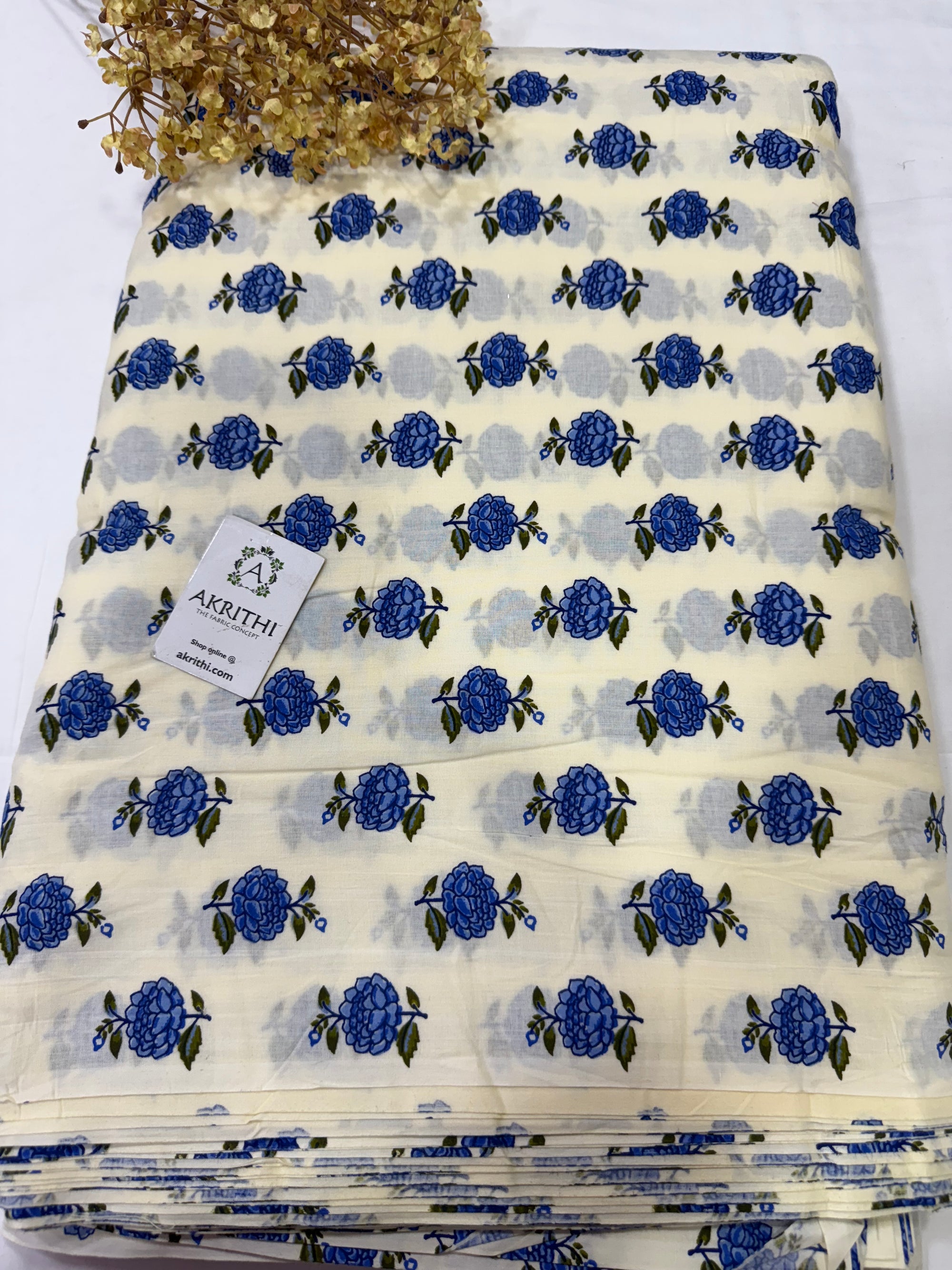 Printed pure cotton fabric
