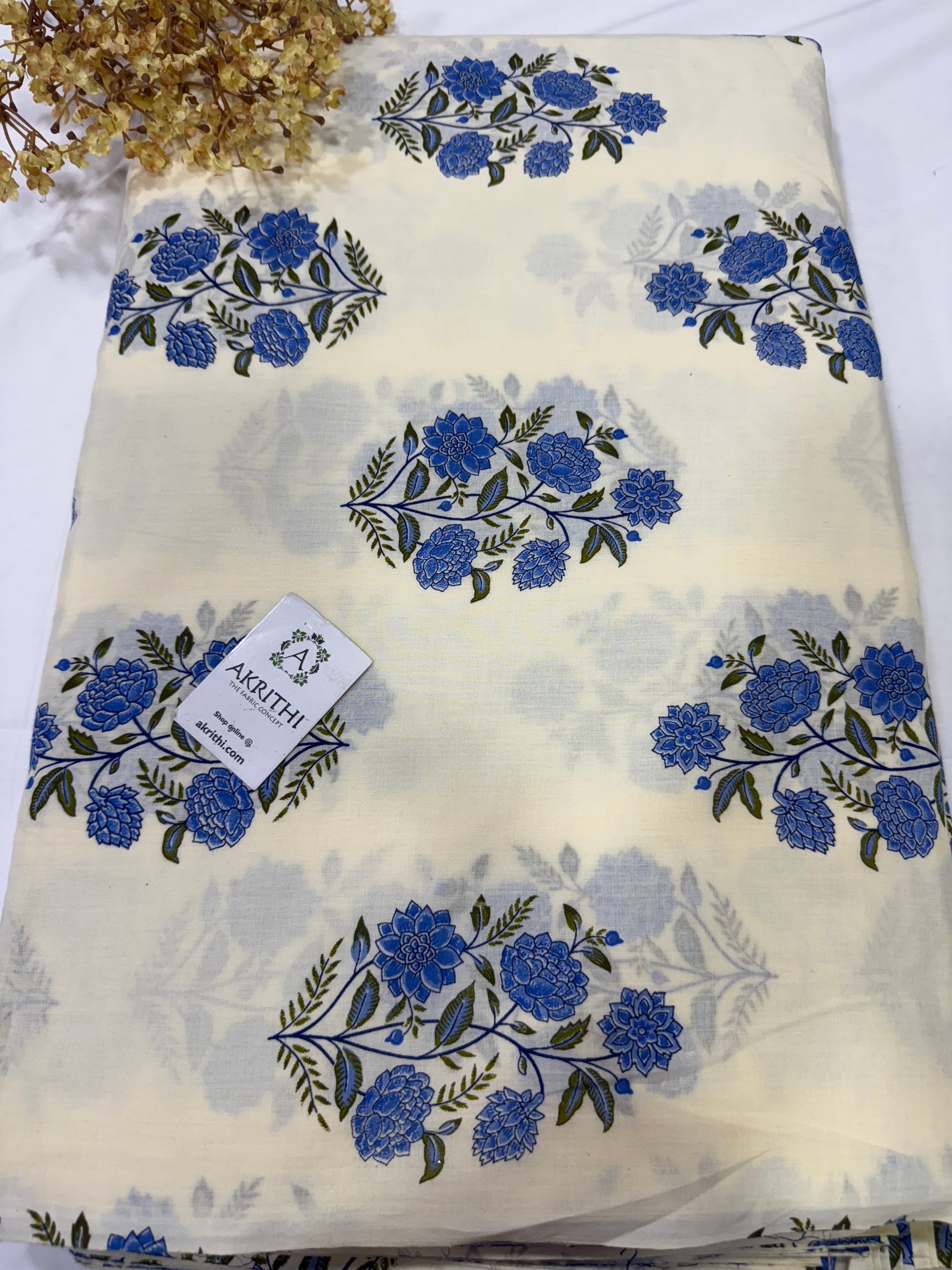 Printed pure cotton fabric