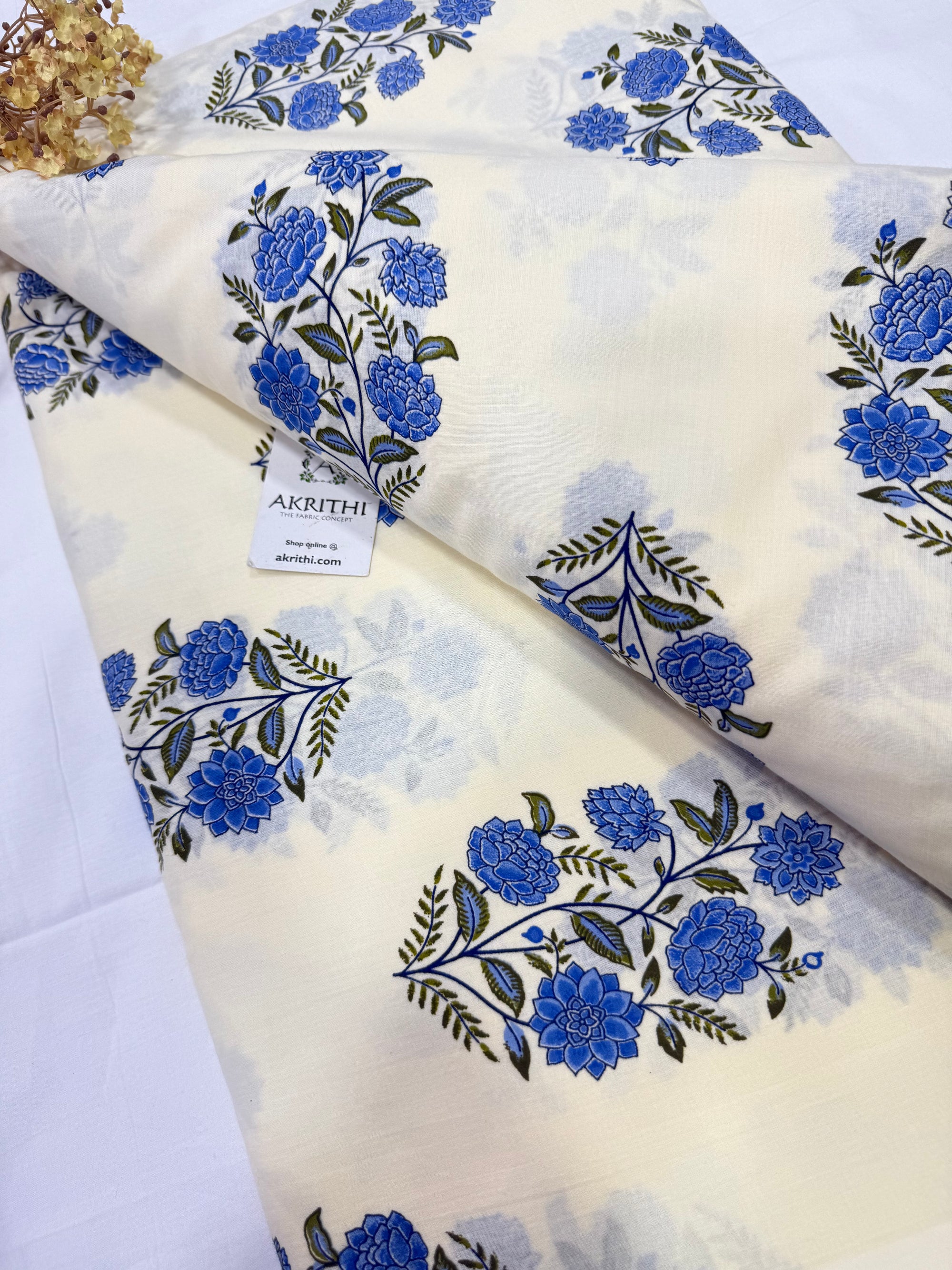 Printed pure cotton fabric