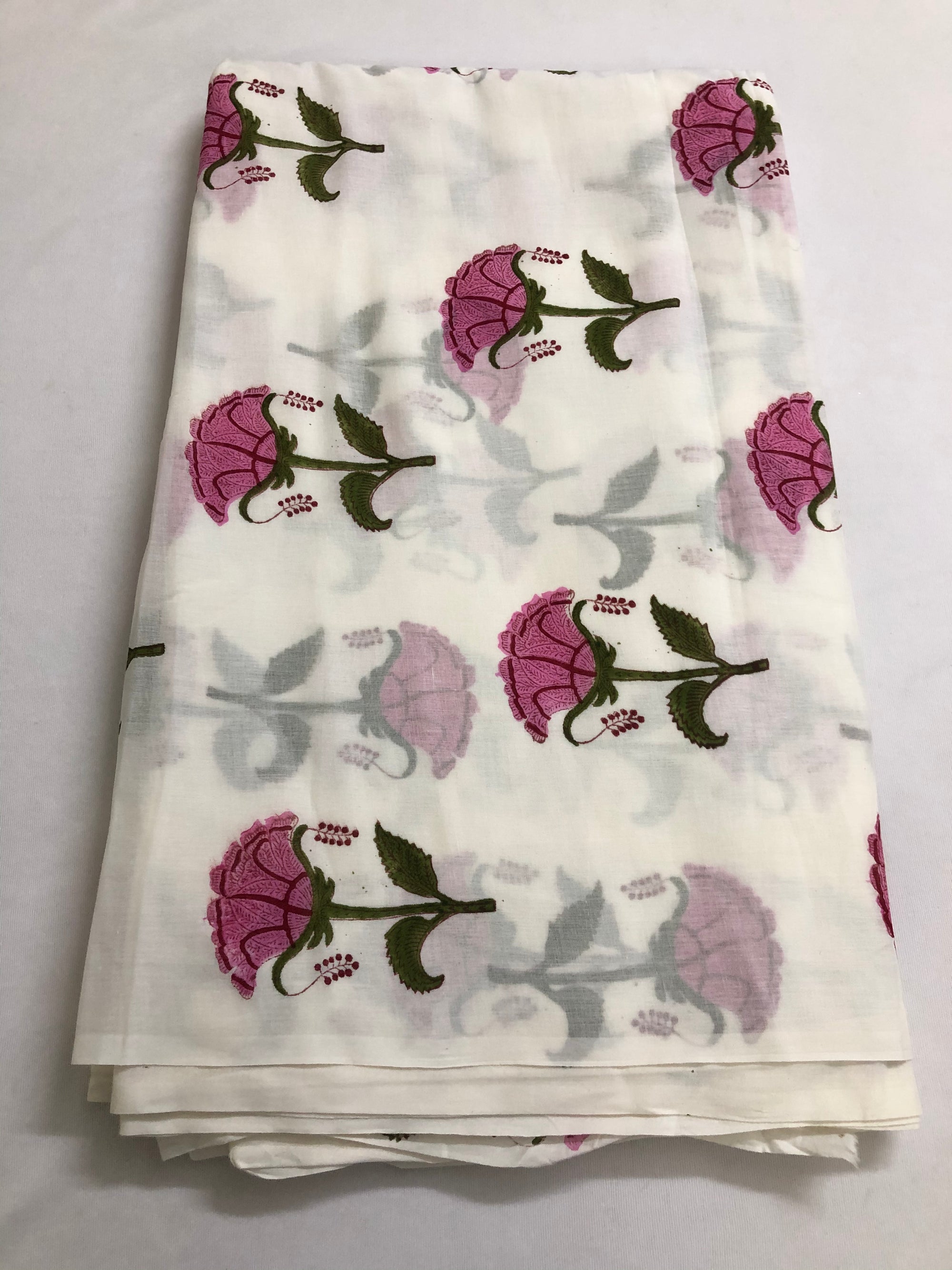 Printed mul cotton fabric