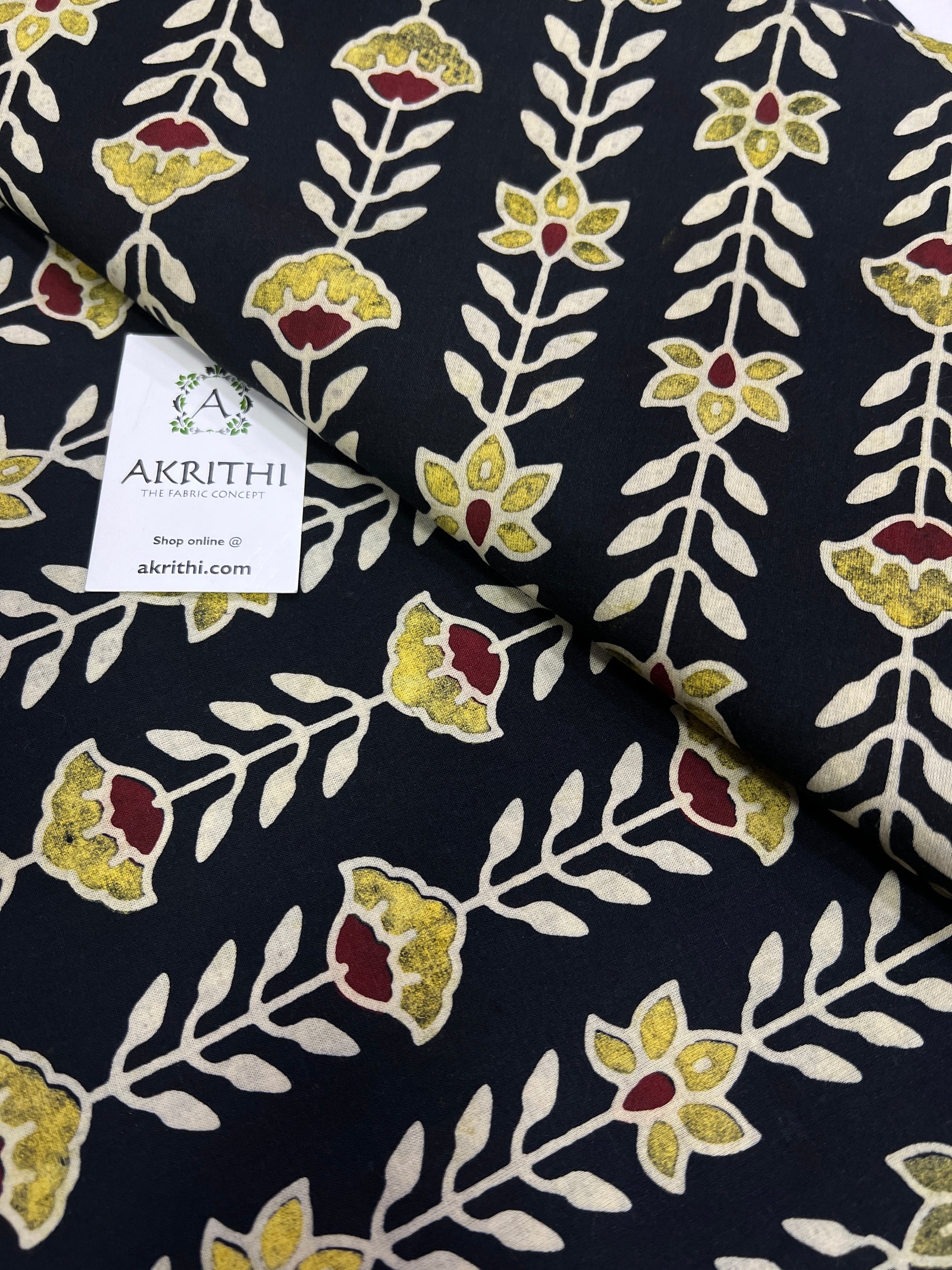 Printed pure cotton fabric