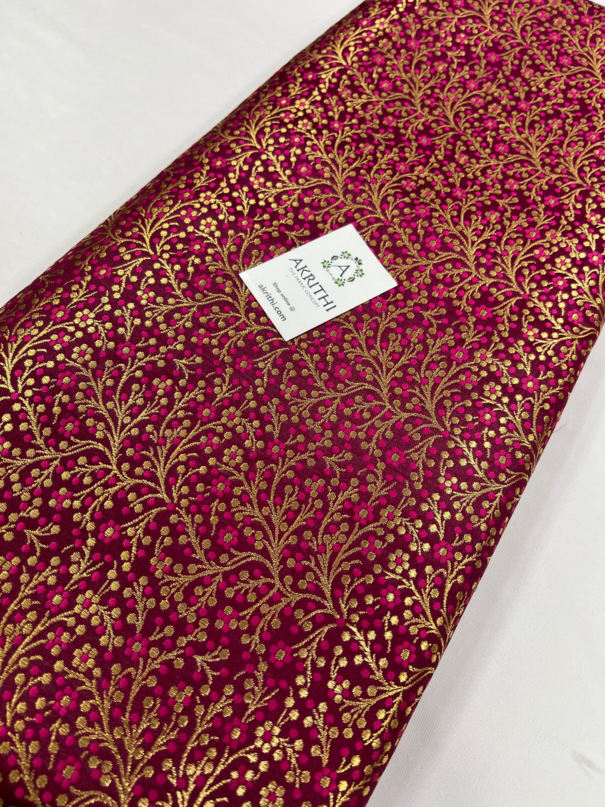Handloom Banarasi brocade fabric
