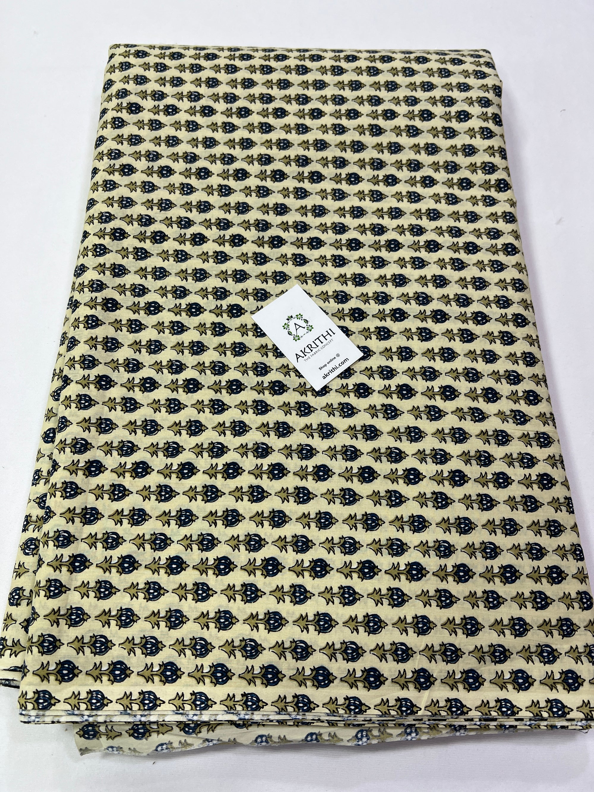 Printed pure cotton fabric