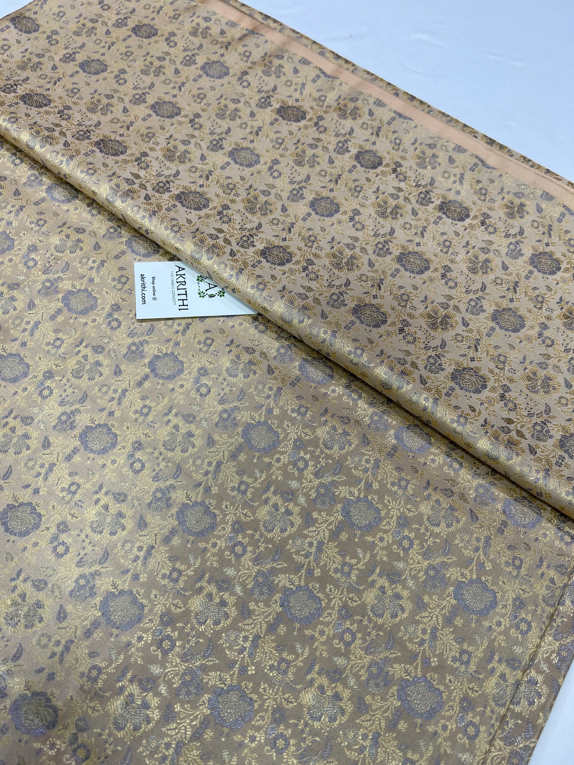 Handloom Banarasi brocade fabric