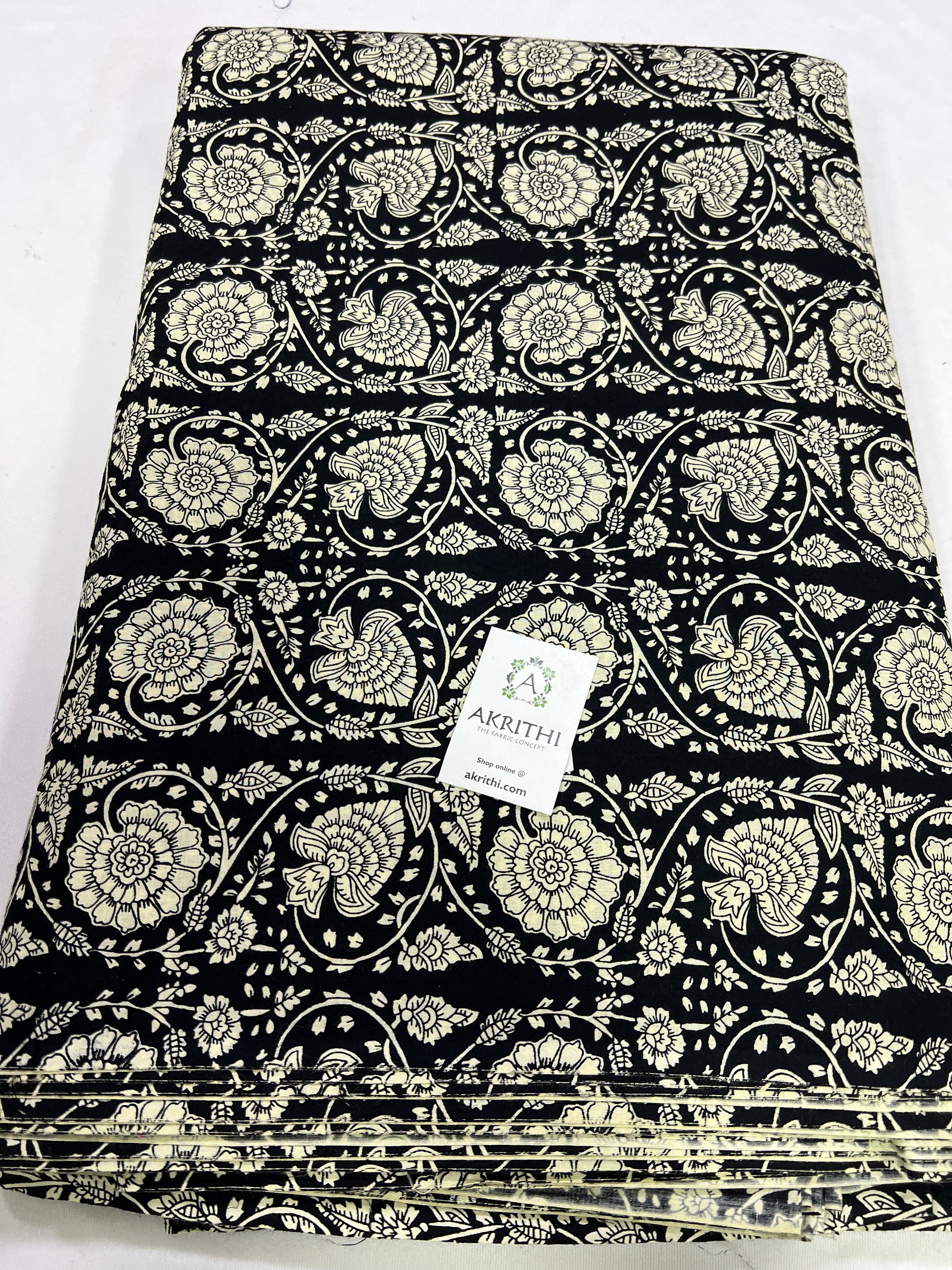 Printed pure cotton fabric