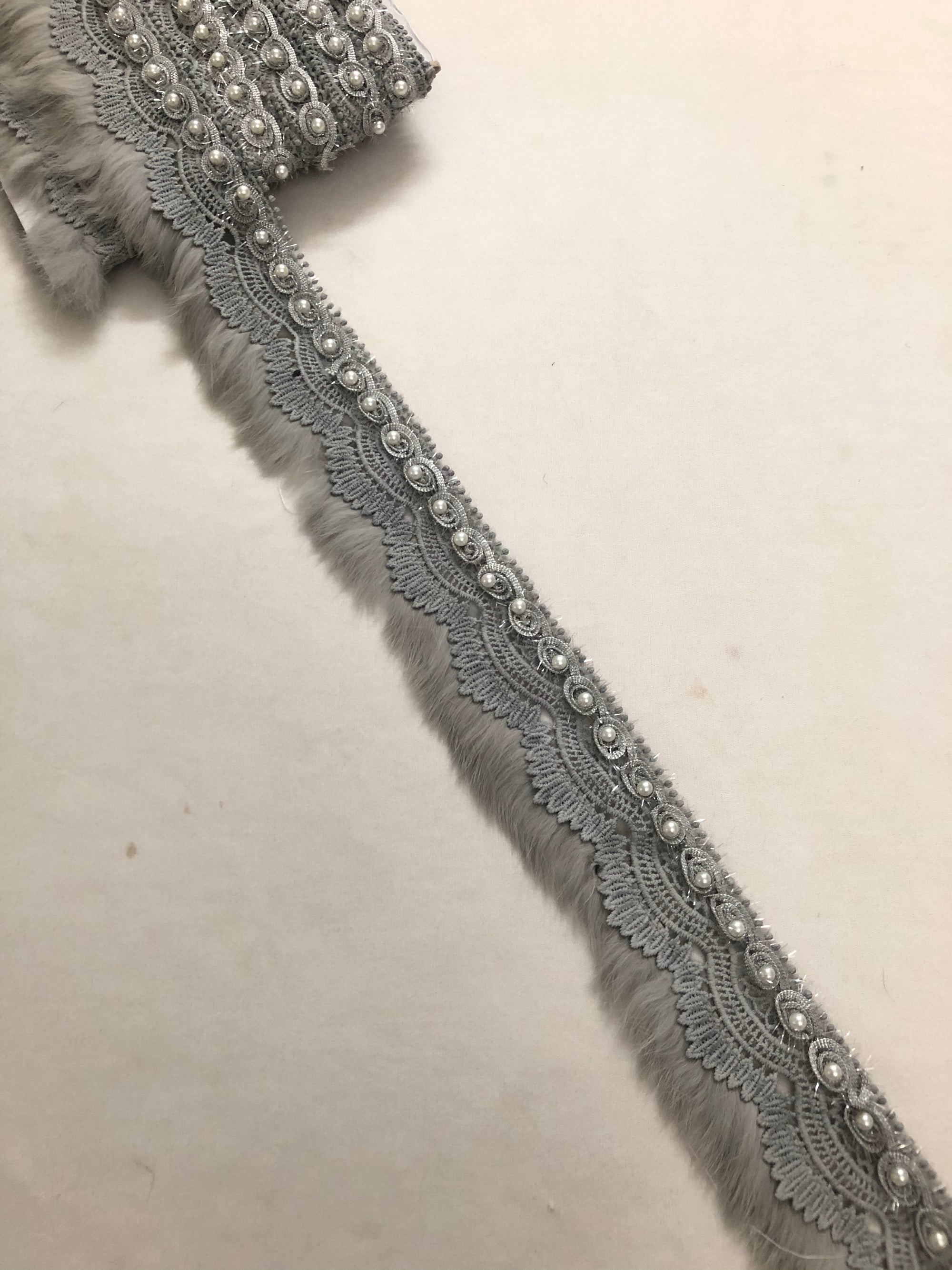 Embroidered lace 9 metres roll