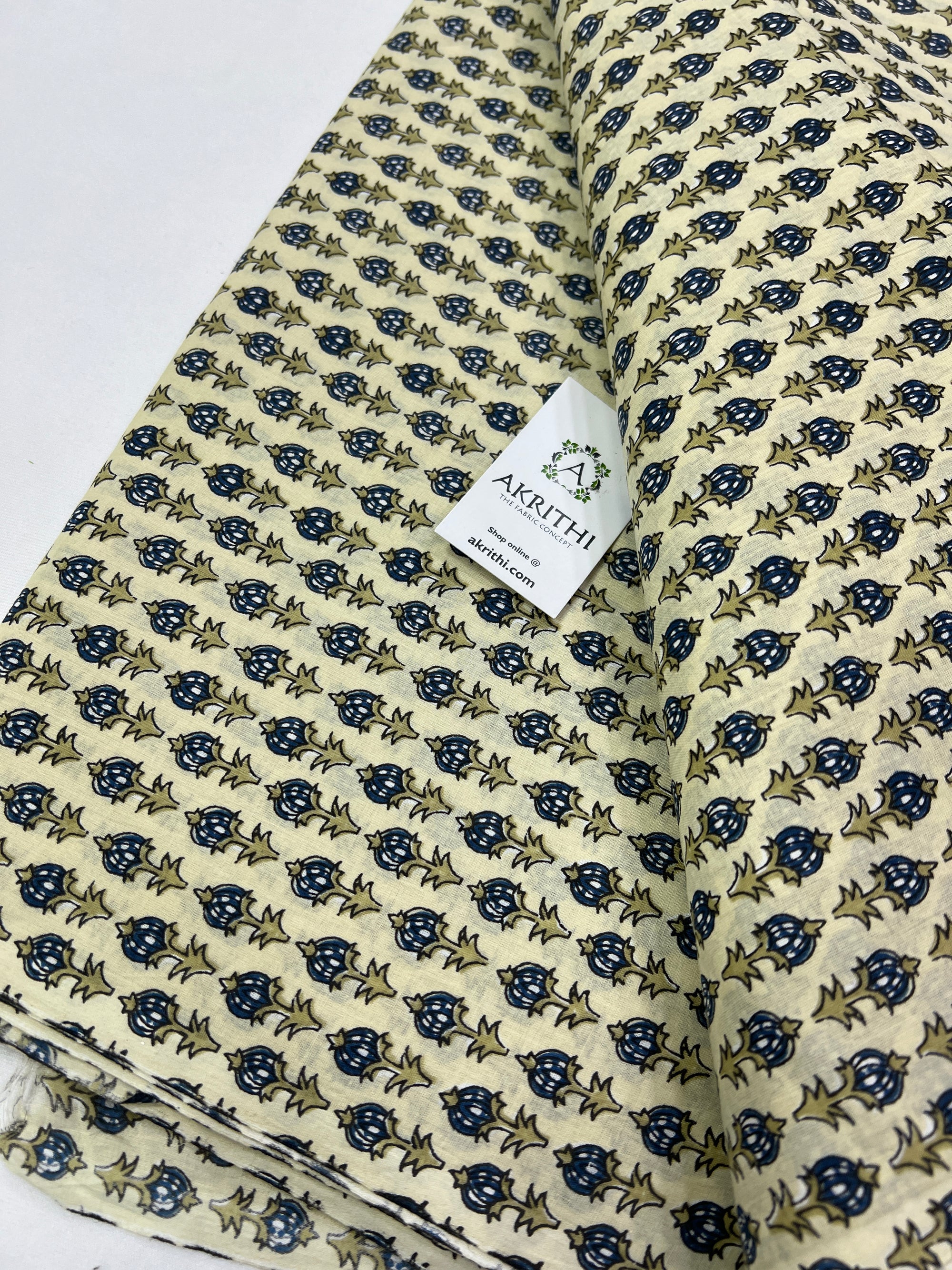 Printed pure cotton fabric