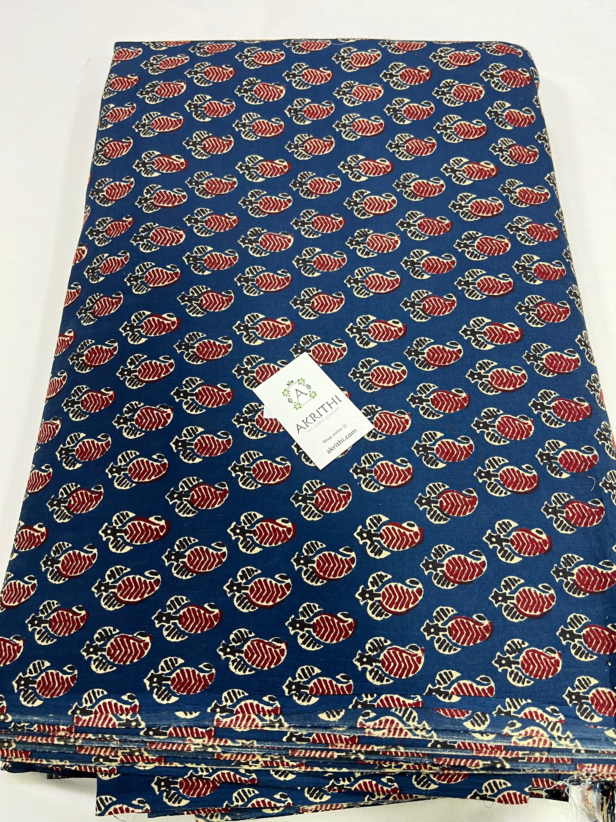 Printed pure cotton fabric