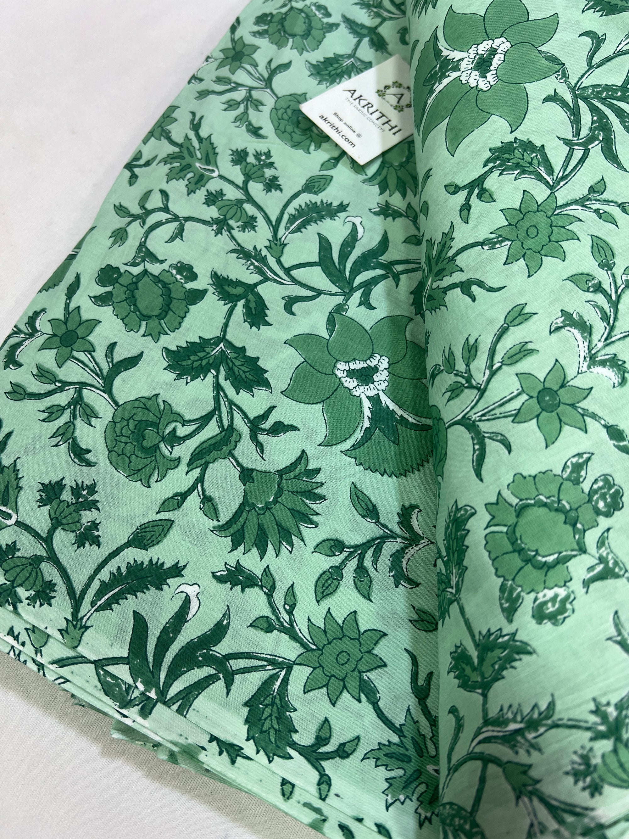 Printed pure cotton fabric