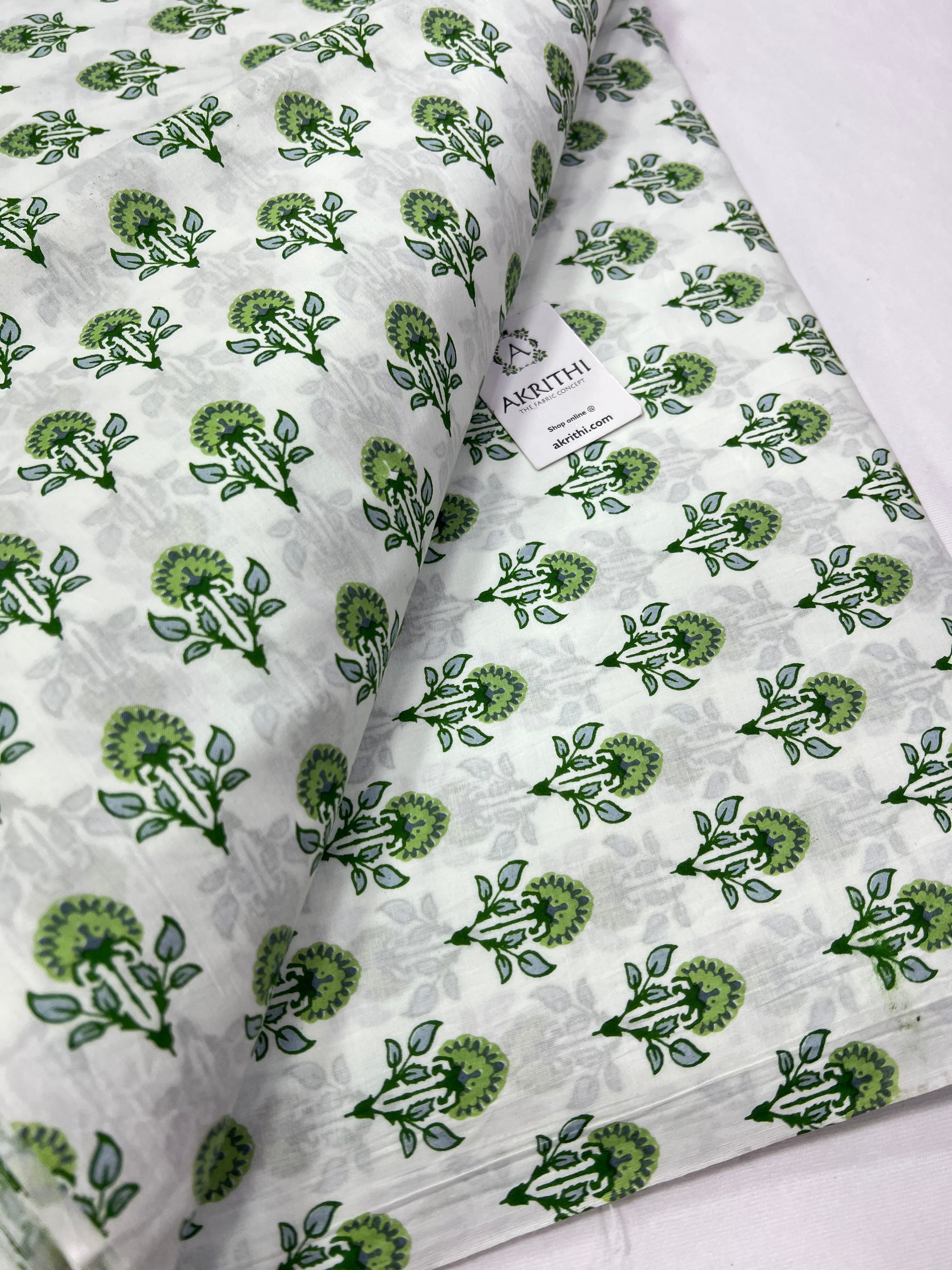 Printed pure cotton fabric