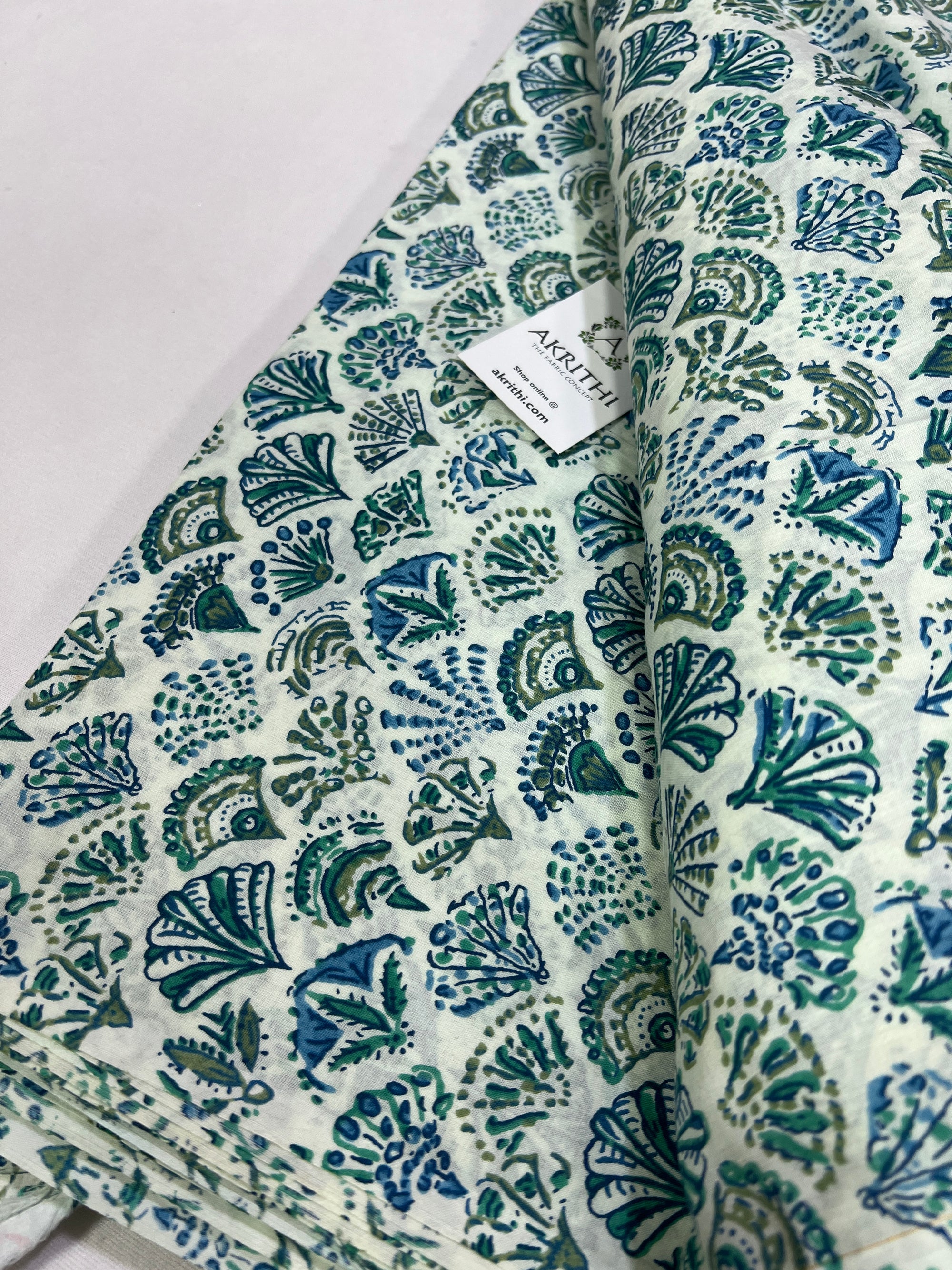 Printed pure cotton fabric