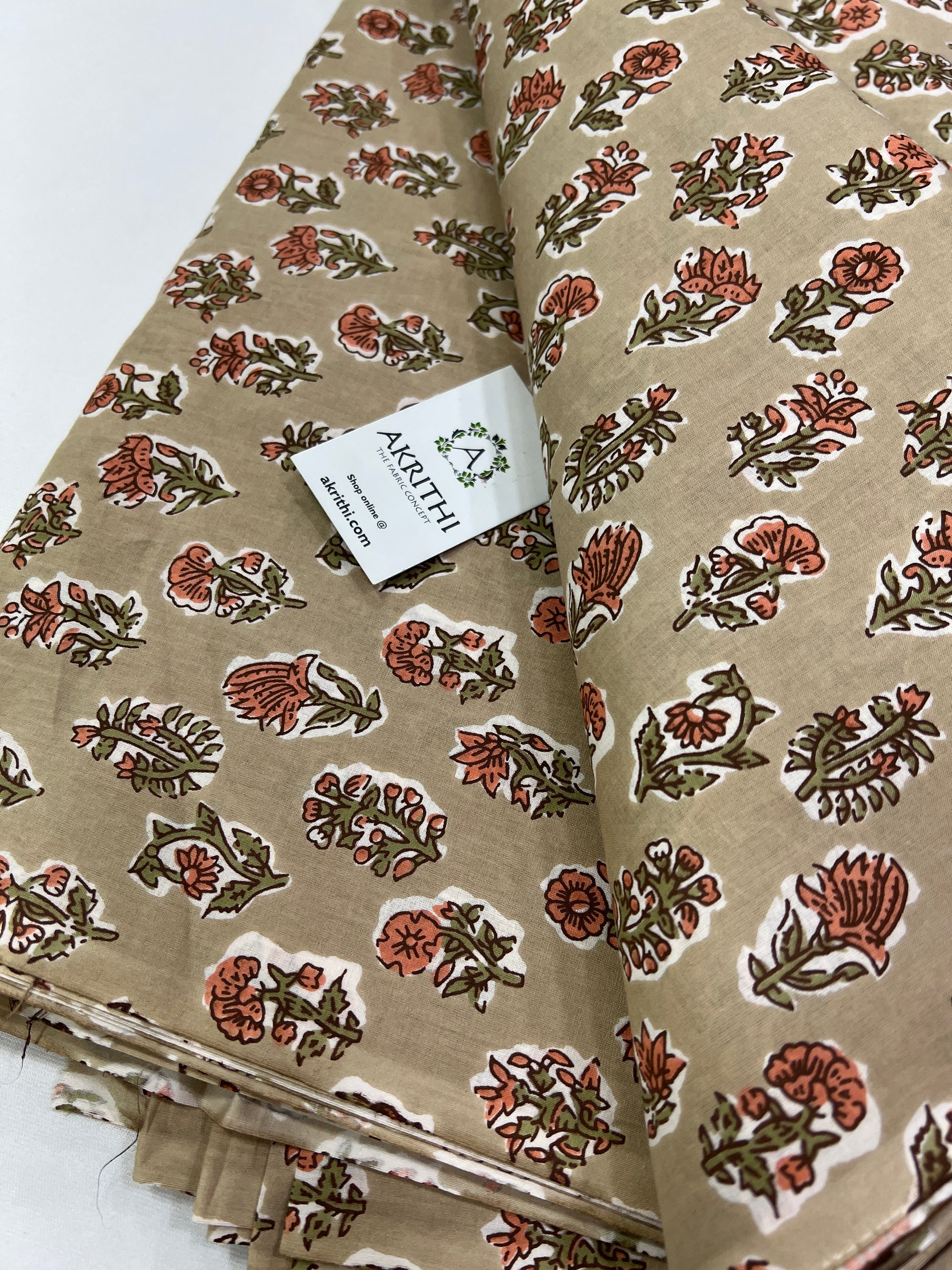Printed pure cotton fabric