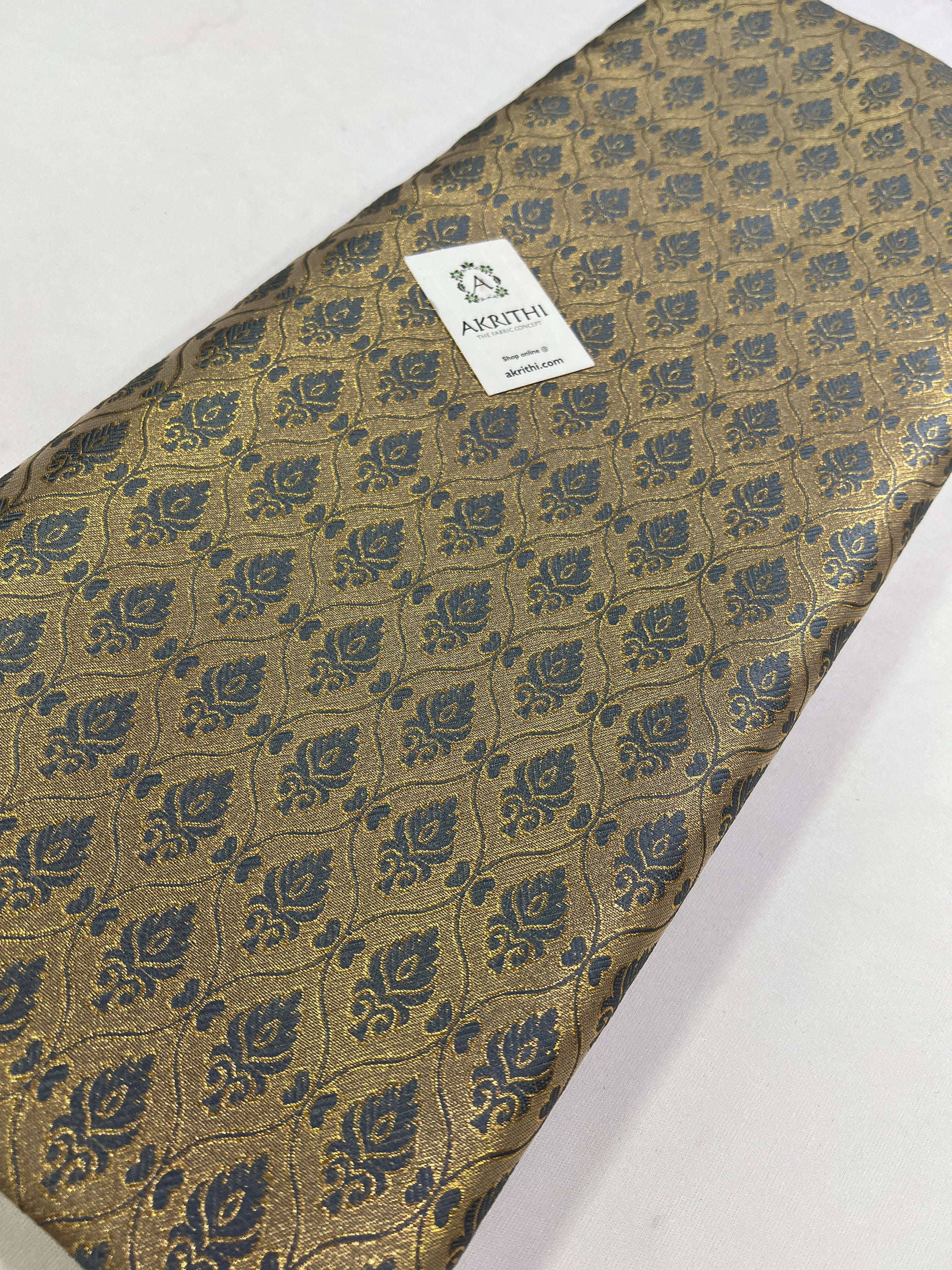 Banarasi brocade fabric 95 CM CUT