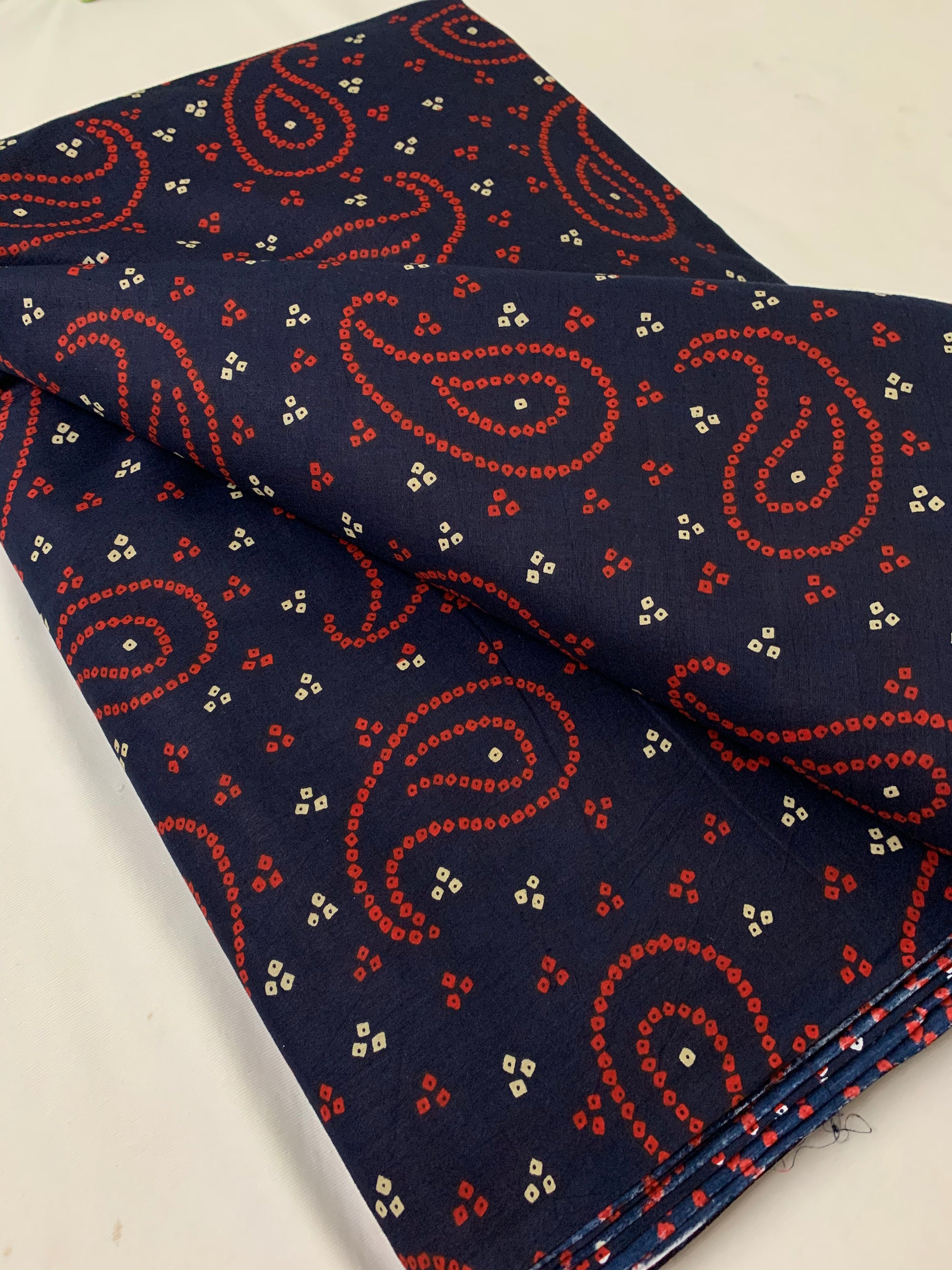 Printed pure cotton fabric