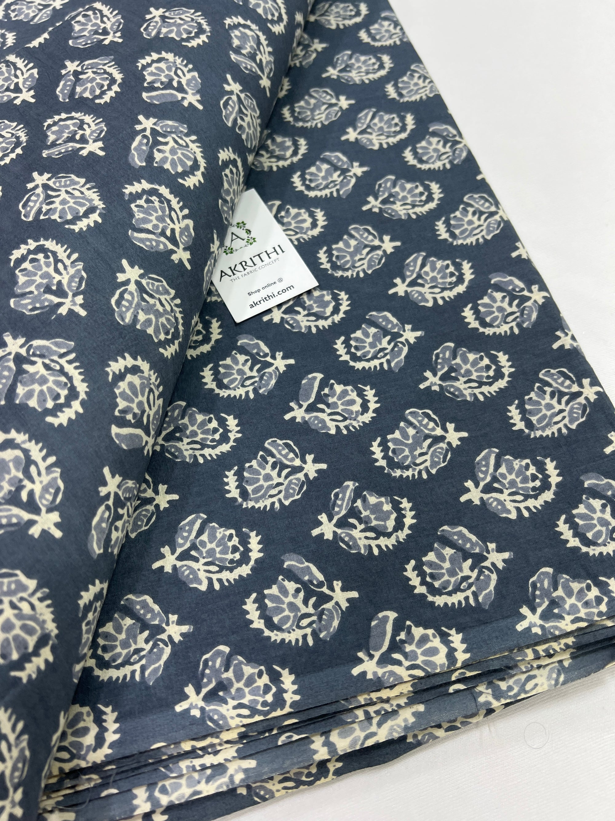 Printed pure cotton fabric
