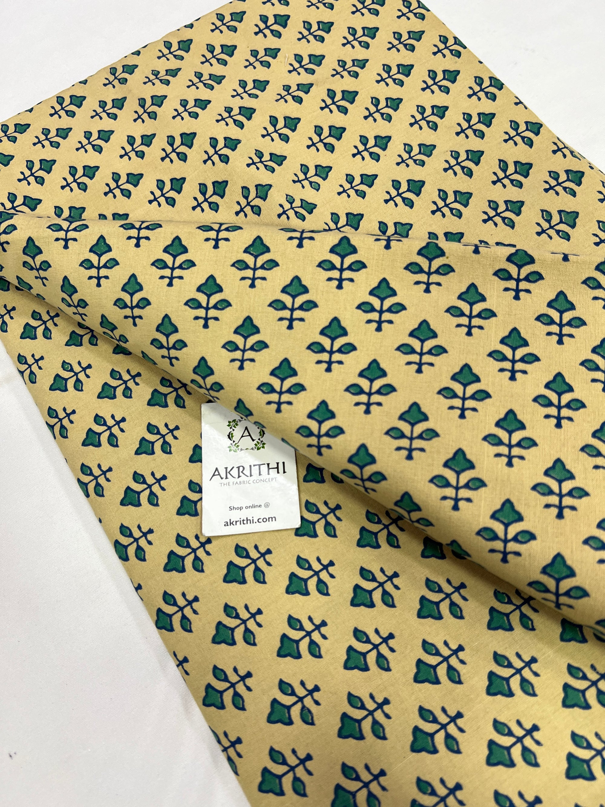 Printed pure cotton fabric