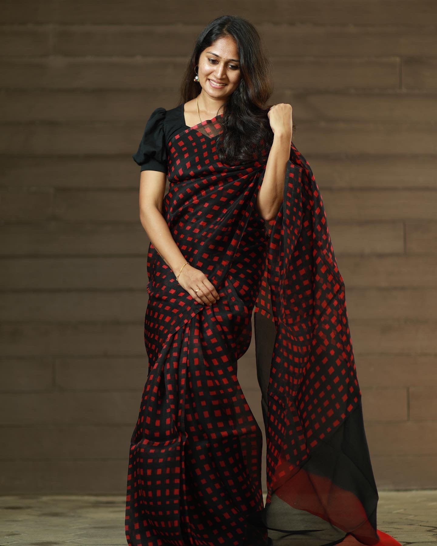 Hand brushed pure silk organza saree