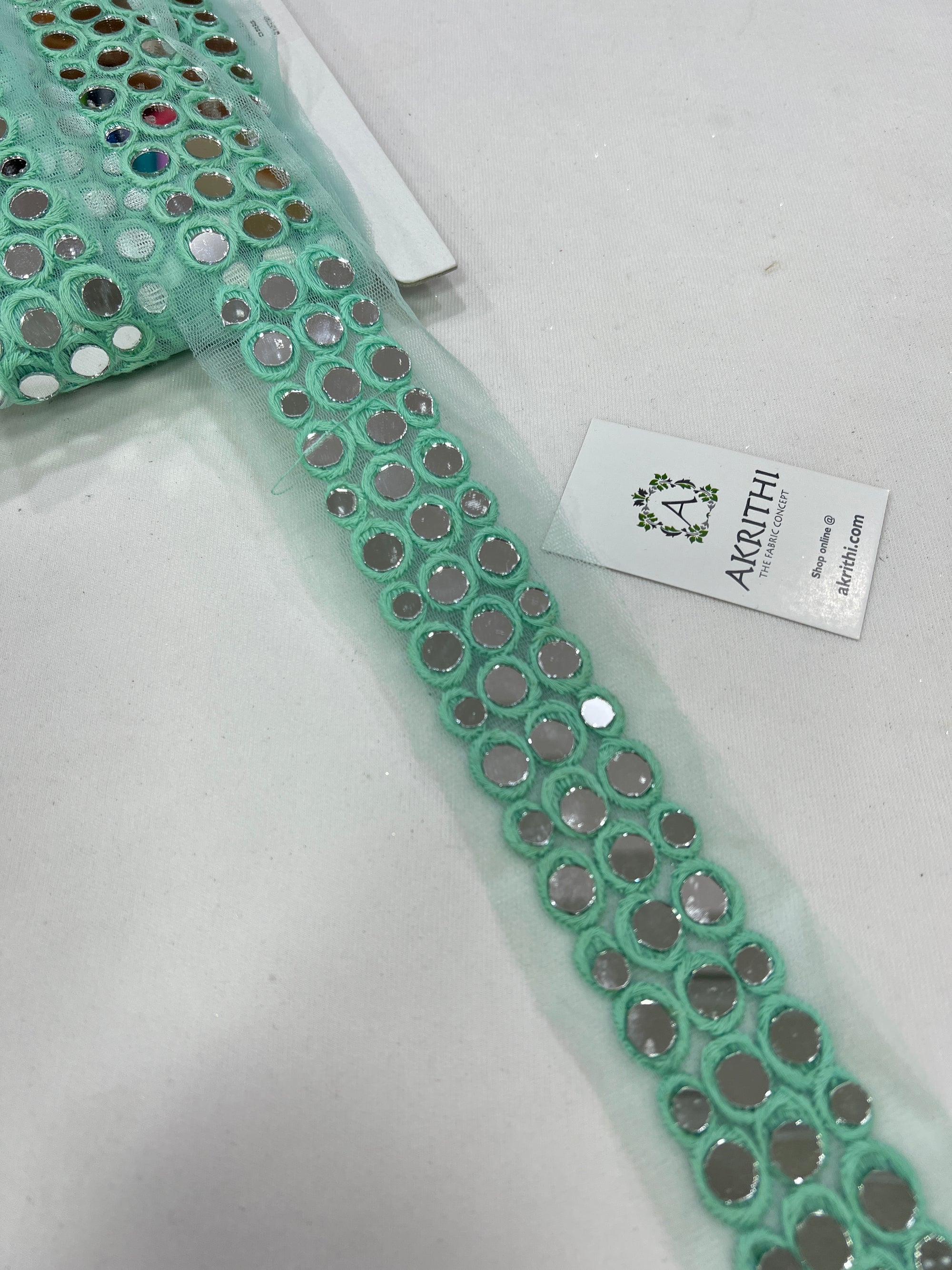 Mirror lace 9 metres roll