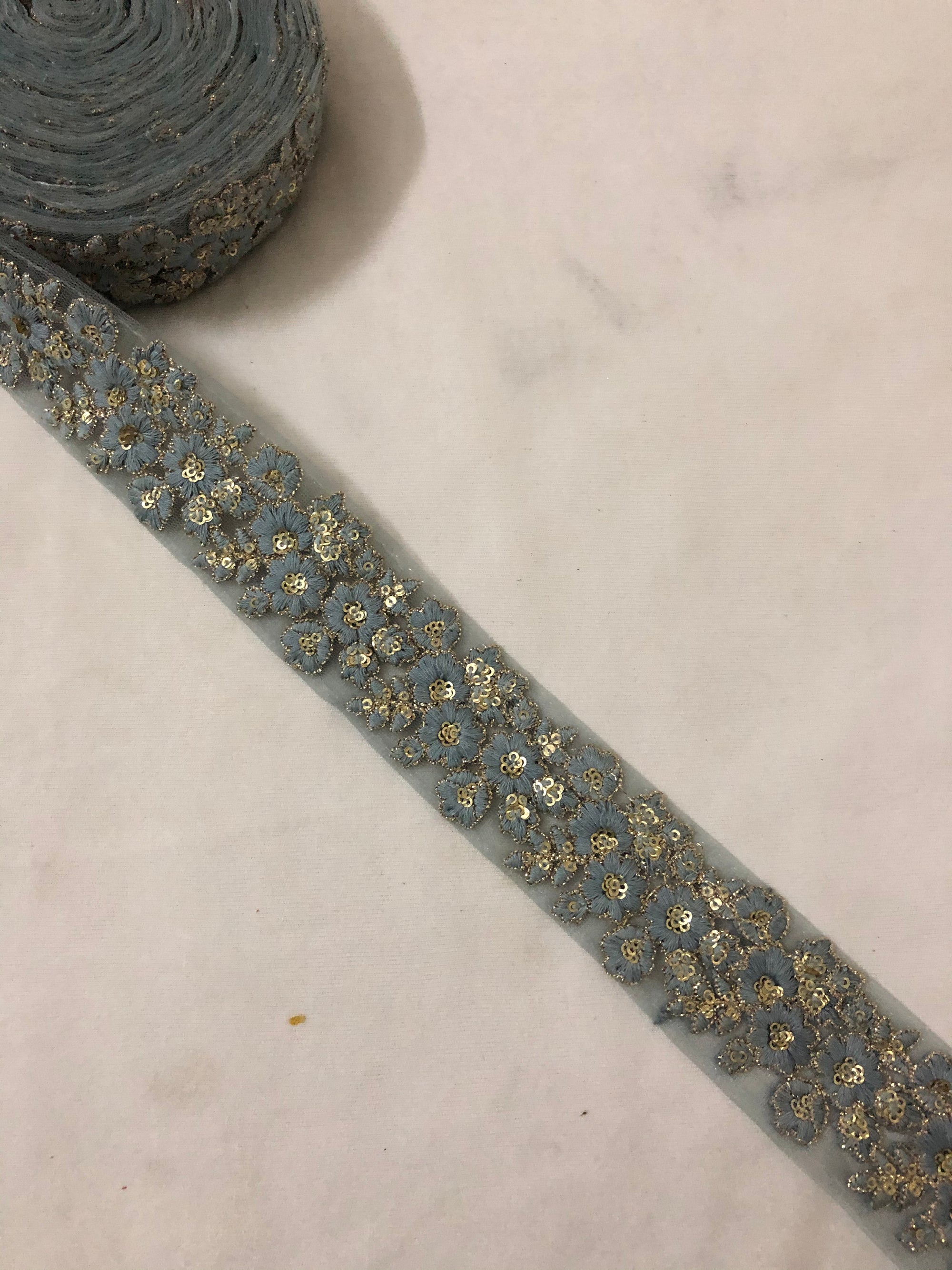 Embroidered lace 9 metres roll