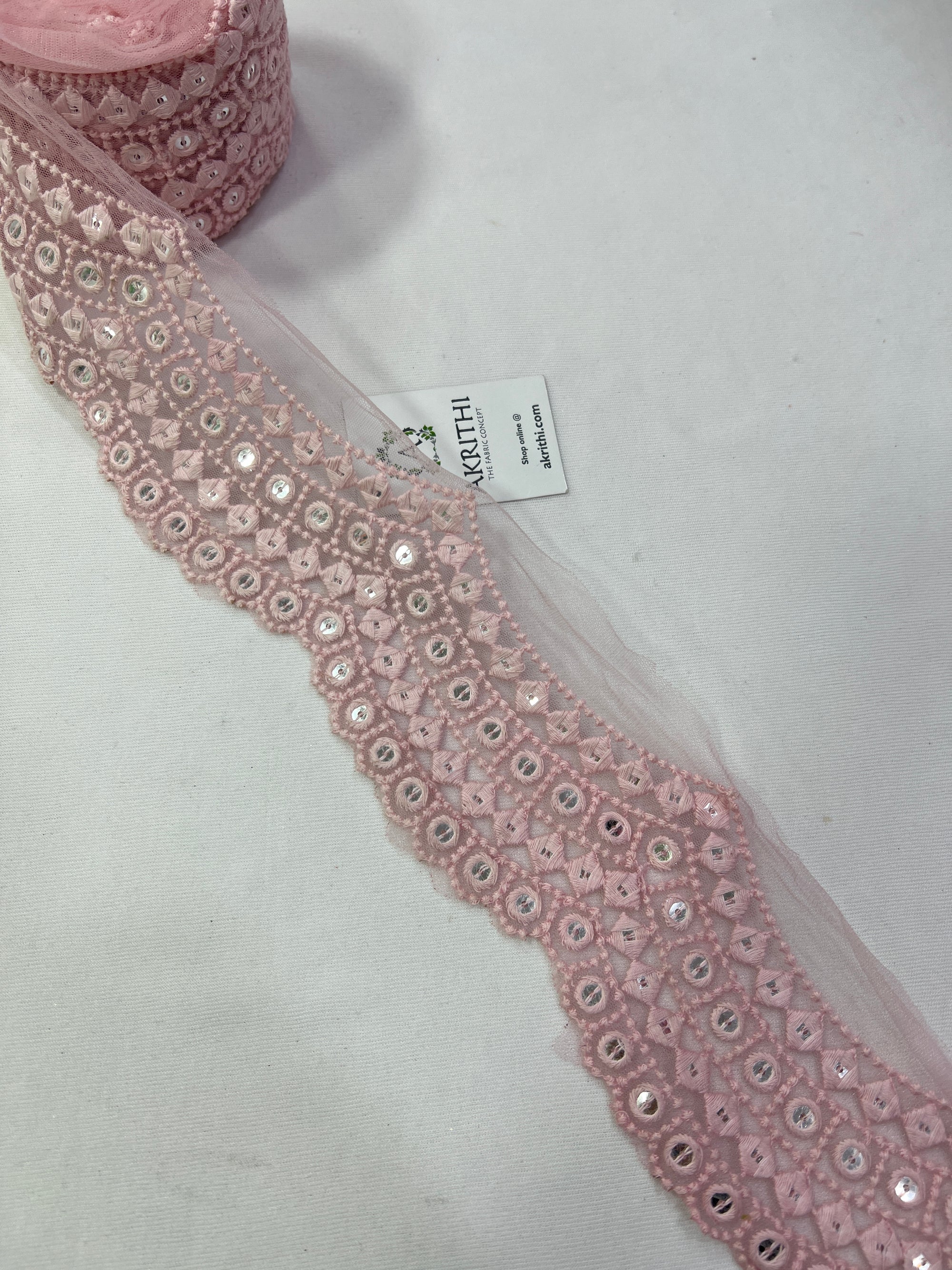 Embroidered lace 9 metres roll