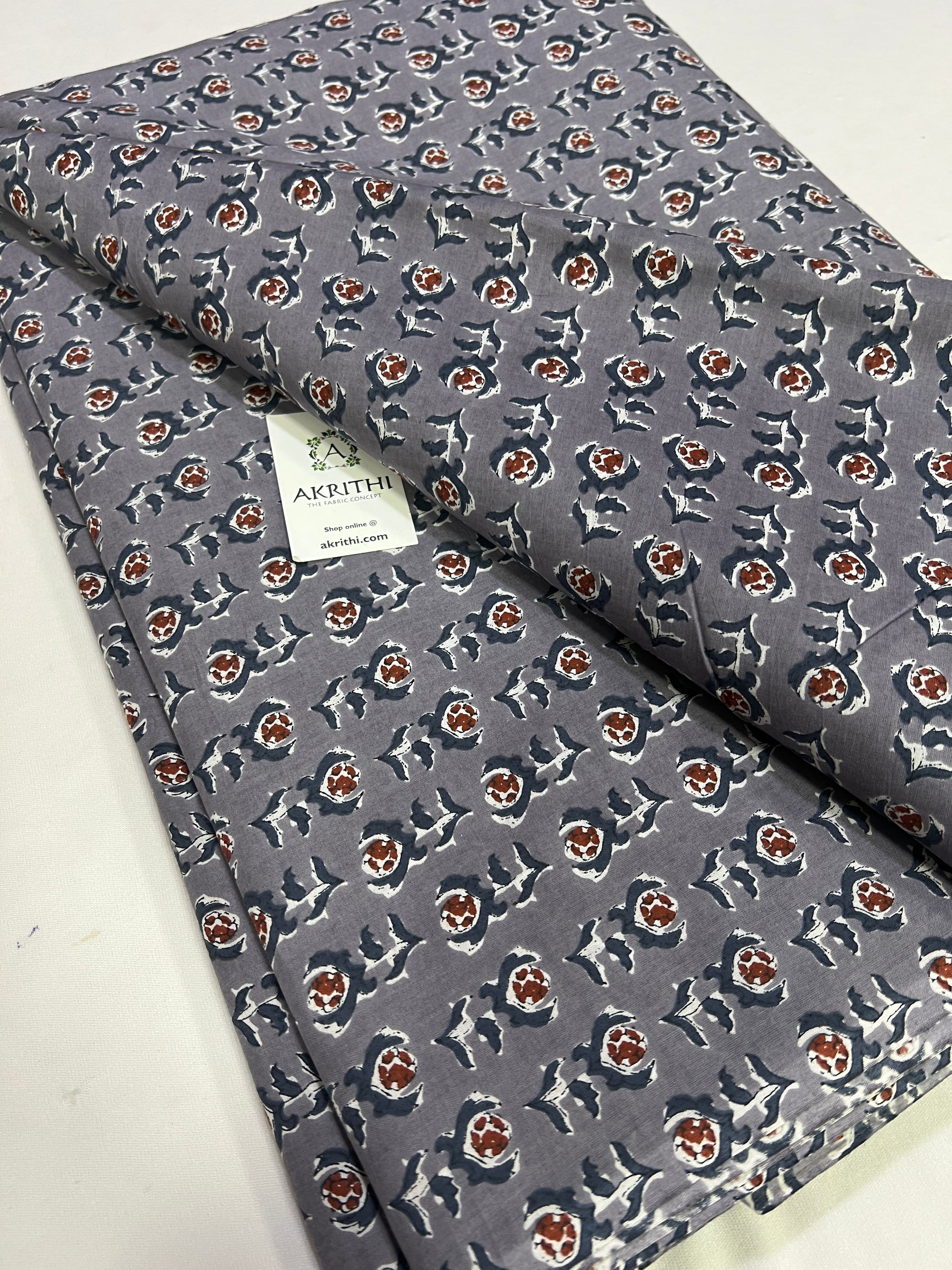 Printed pure cotton fabric