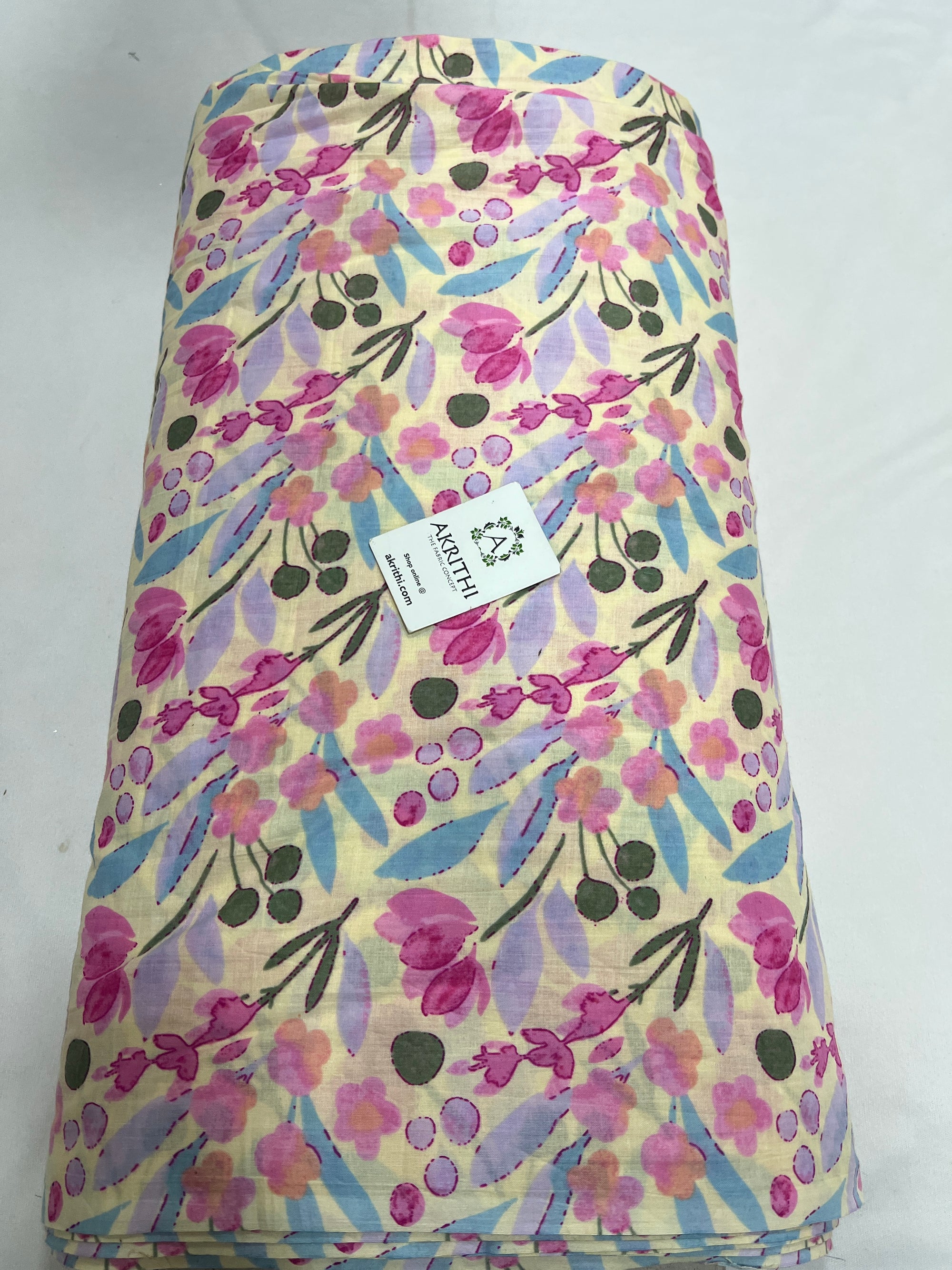 Printed pure cotton fabric