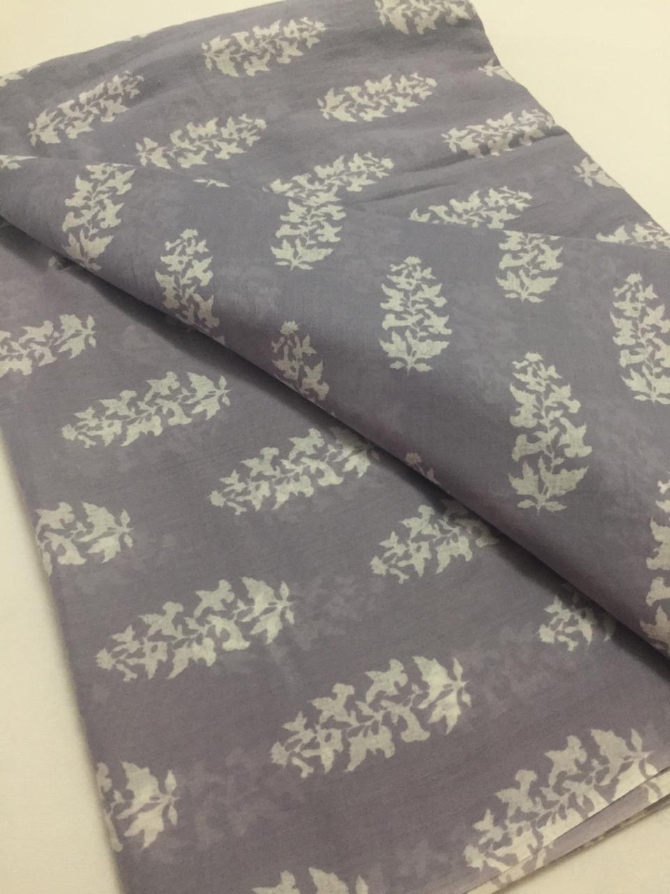Printed mul cotton fabric