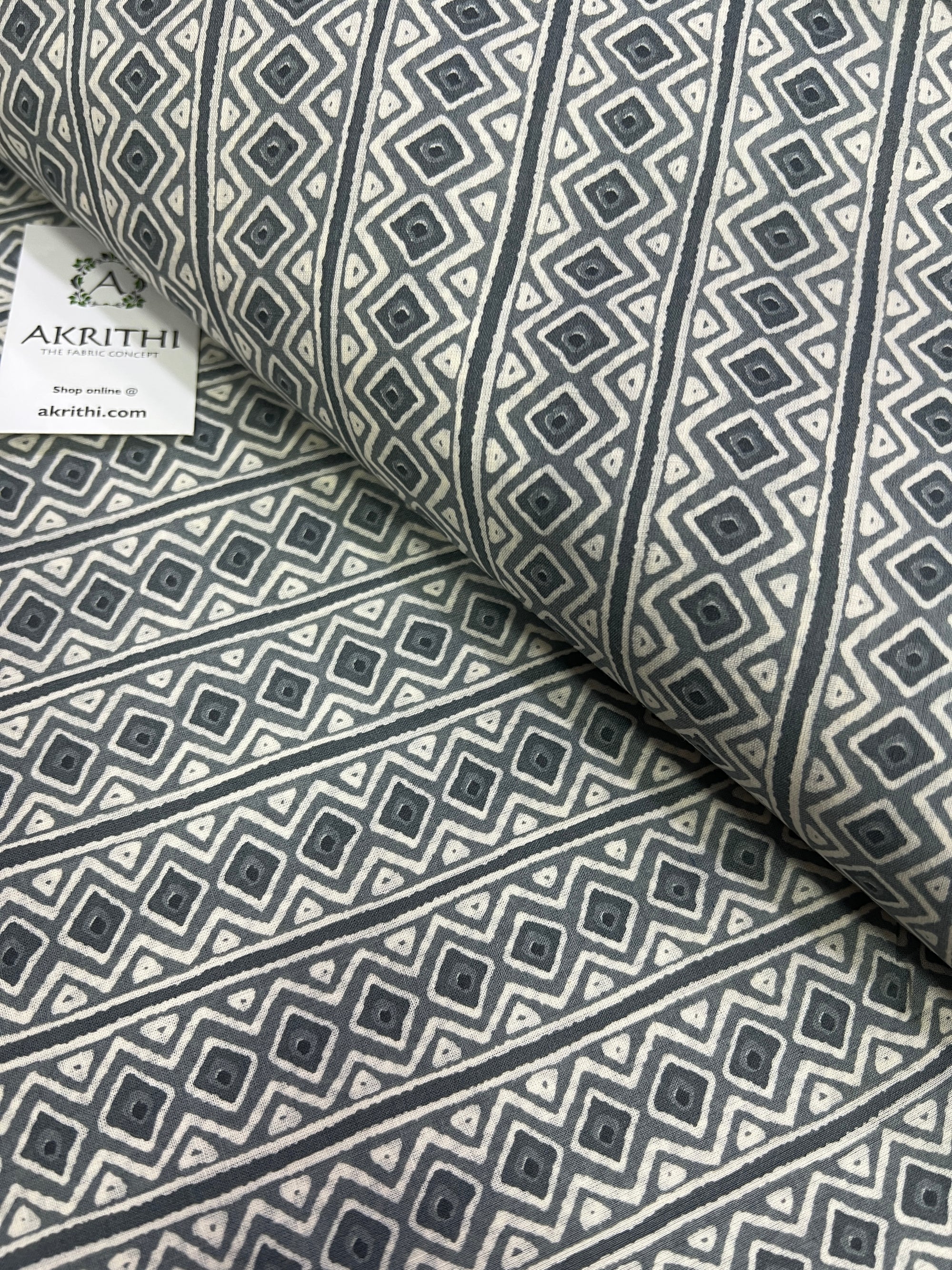 Printed pure cotton fabric