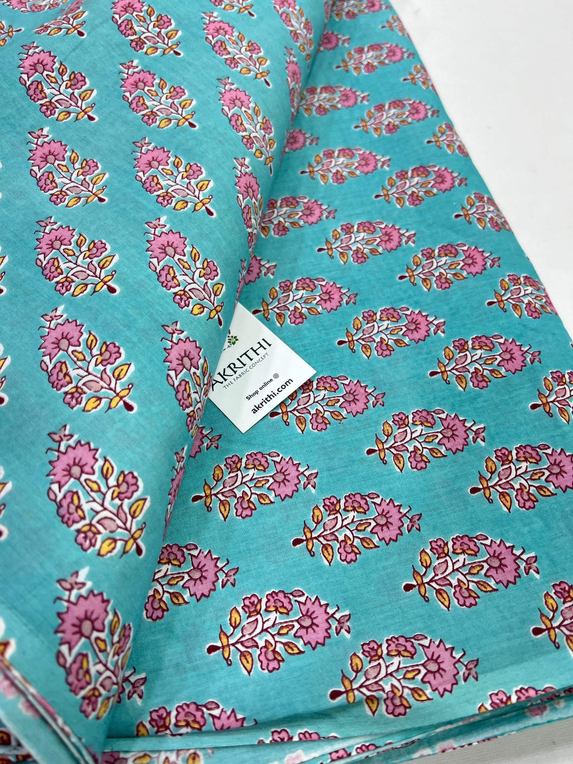 Printed pure cotton fabric