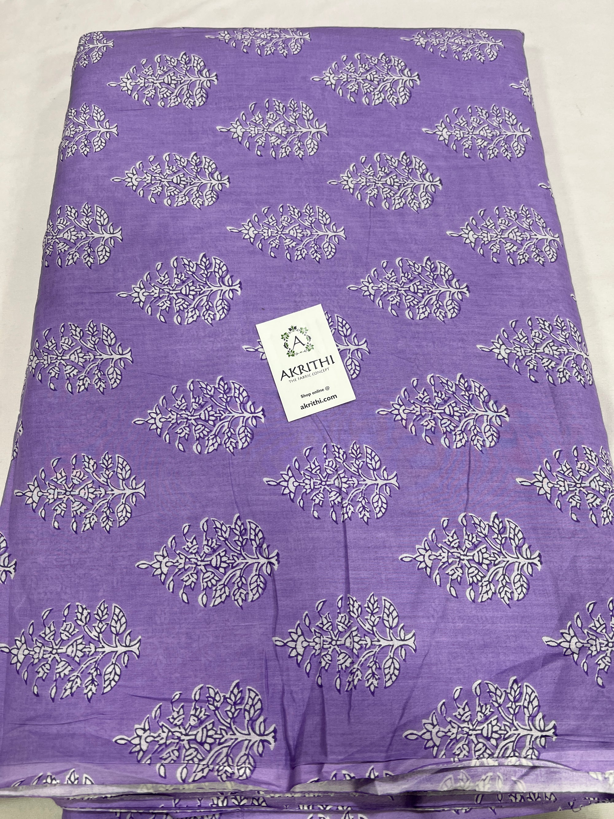Printed pure cotton fabric