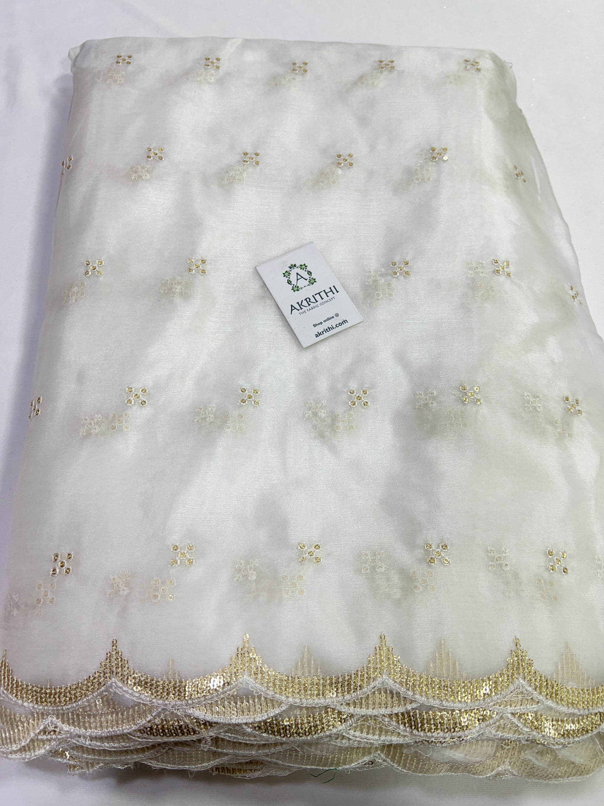 Embroidery on dyeable Organza fabric