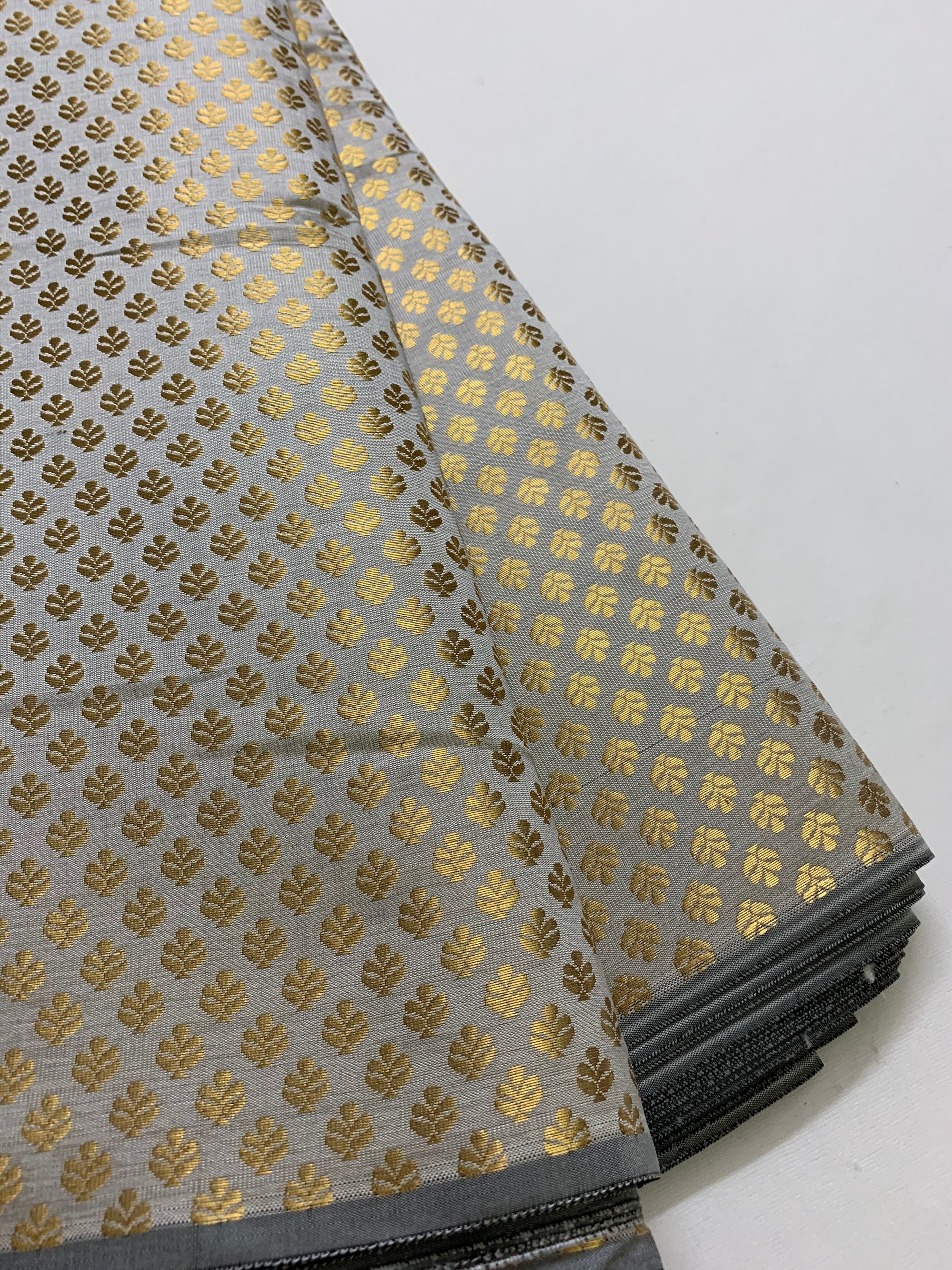 Banarasi brocade fabric 1.35 metres