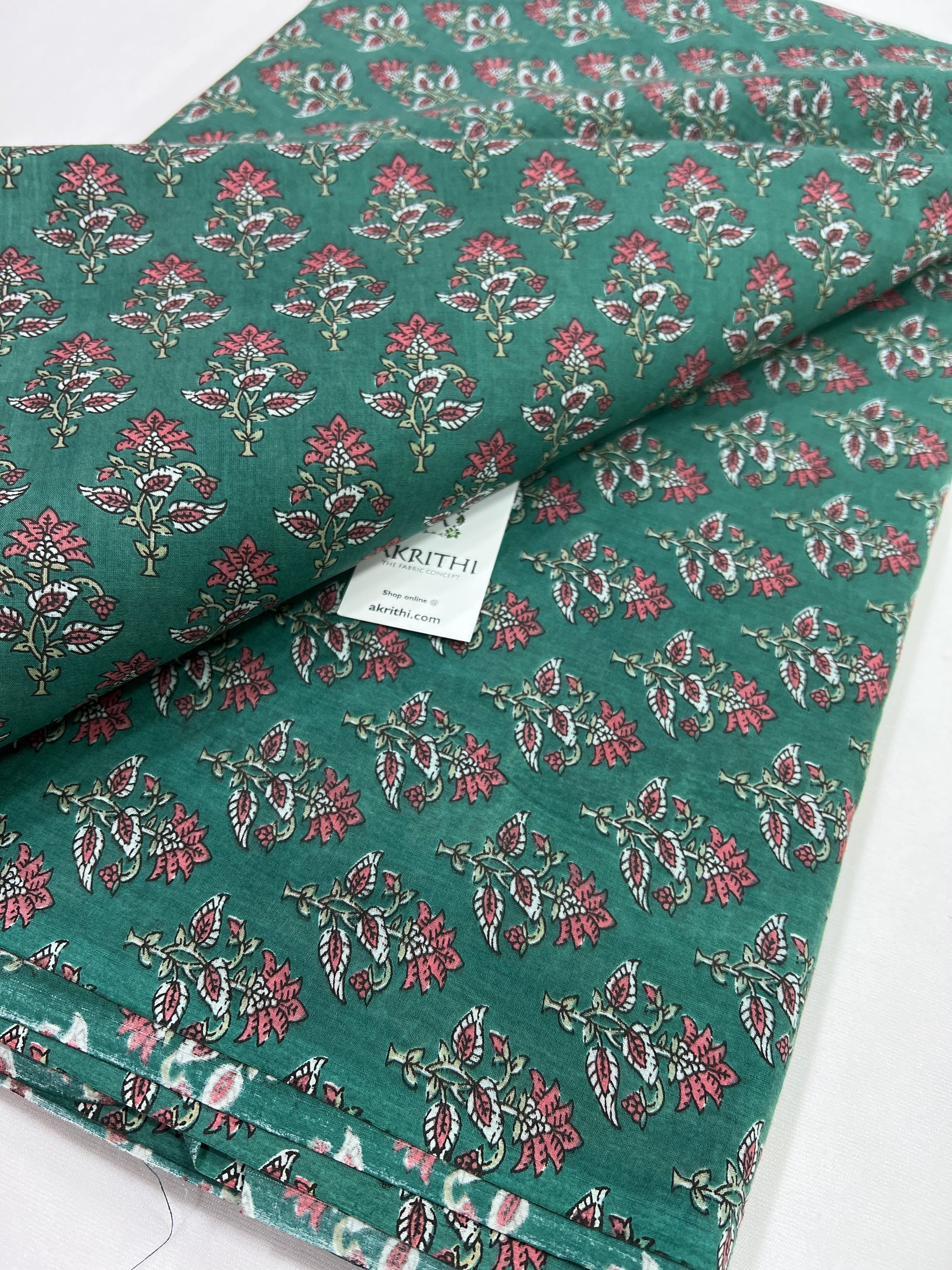 Printed pure cotton fabric