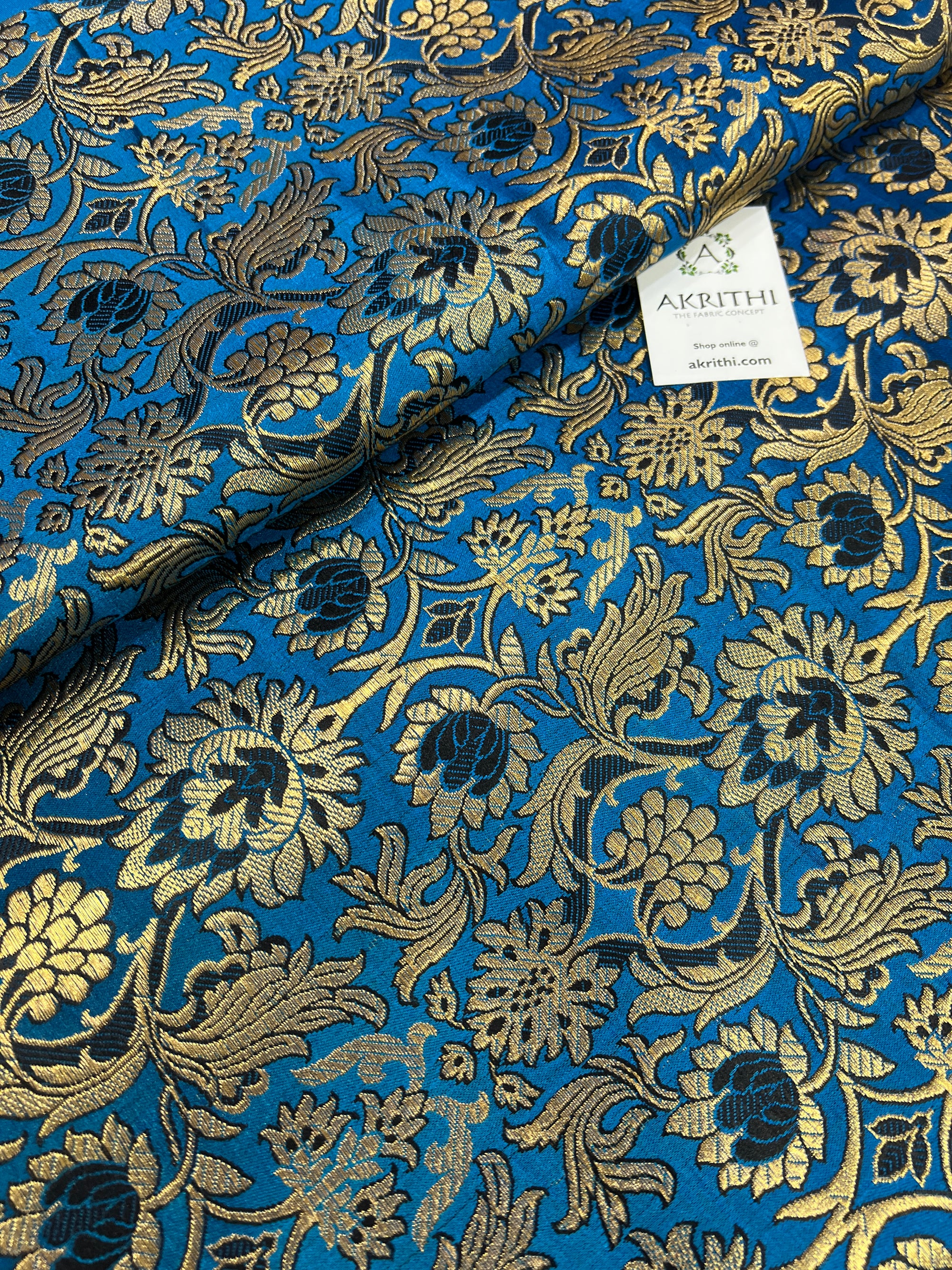 Handloom Banarasi brocade fabric