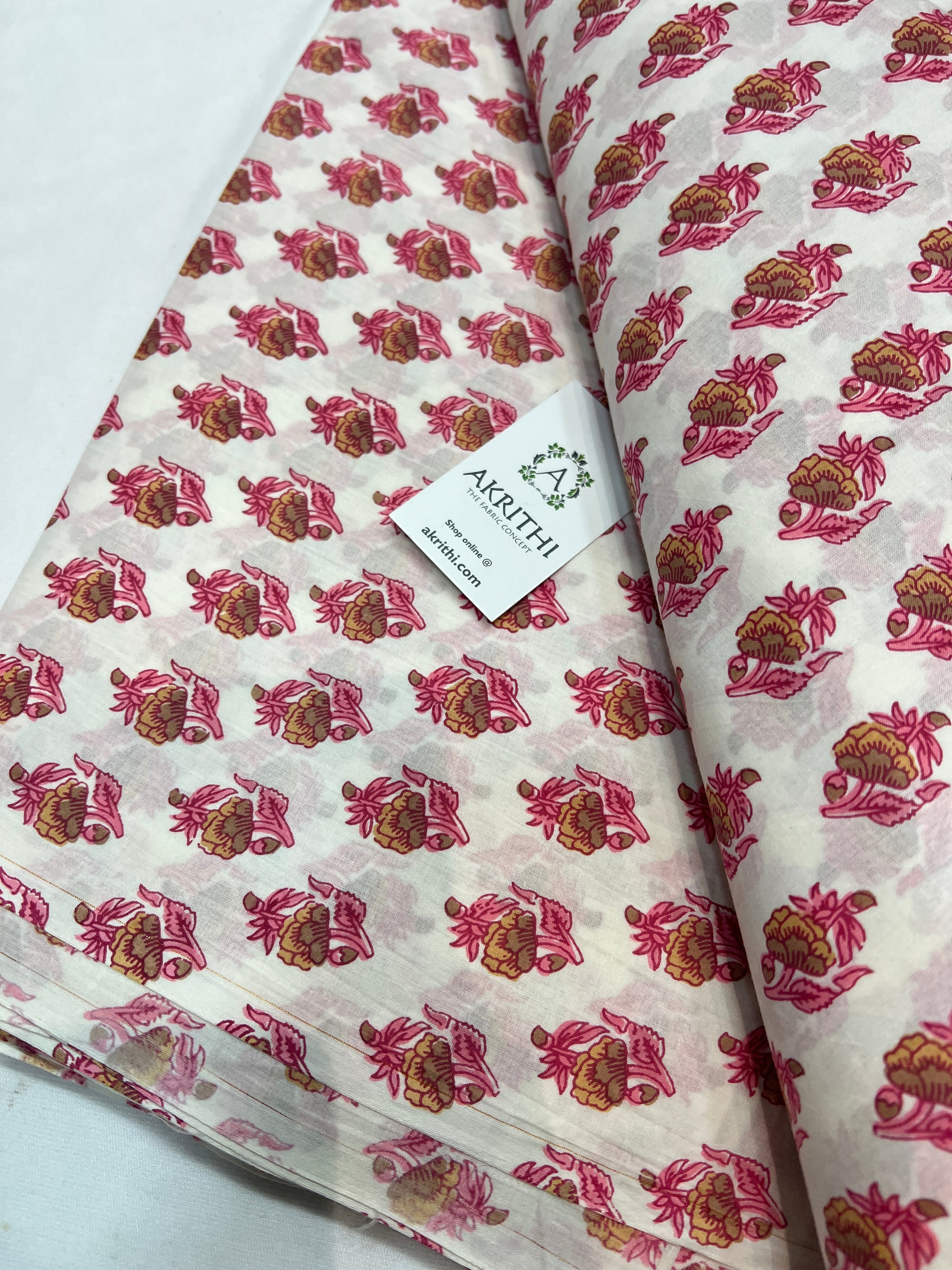 Printed pure cotton fabric