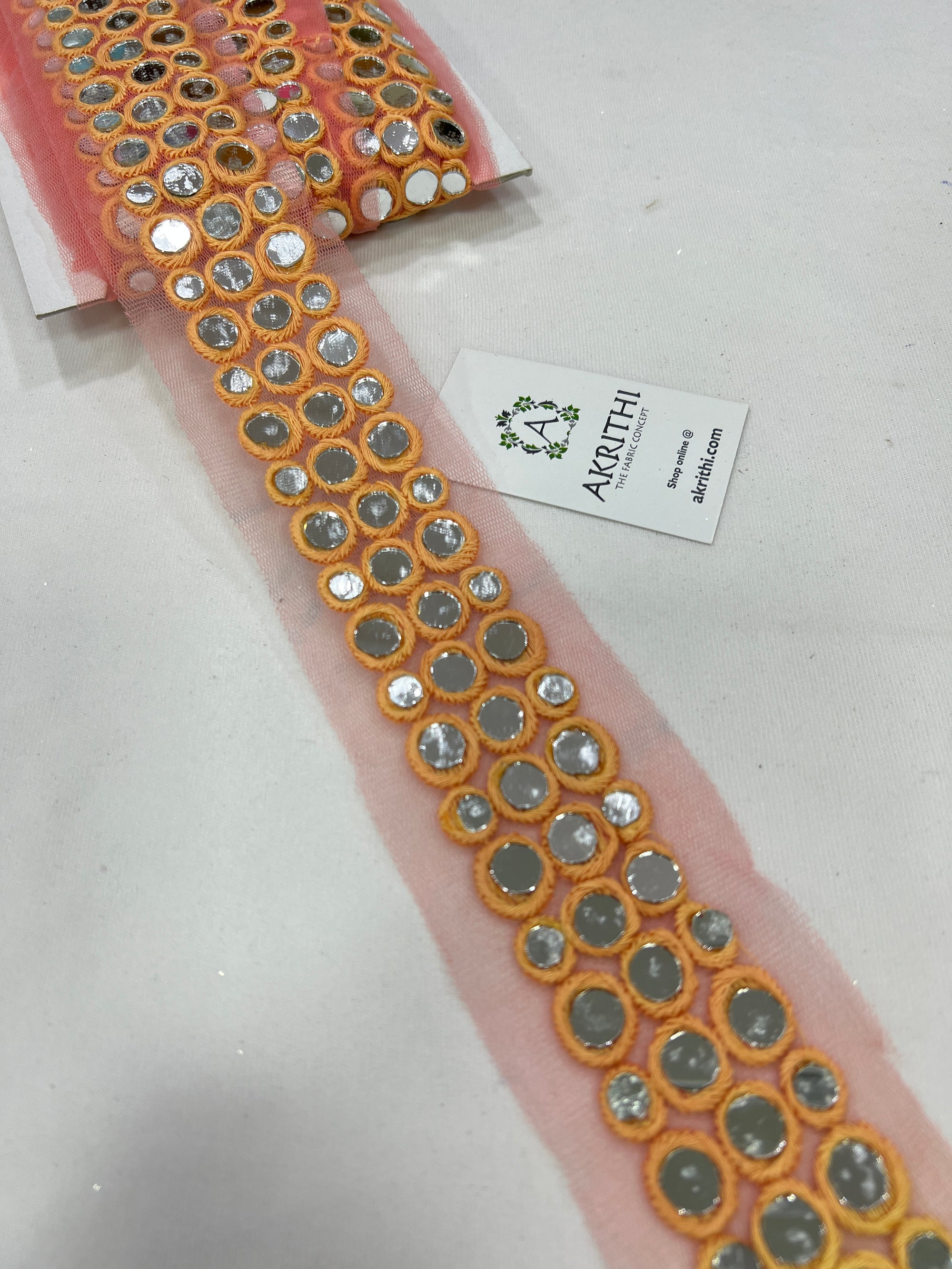 Mirror lace 9 metres roll