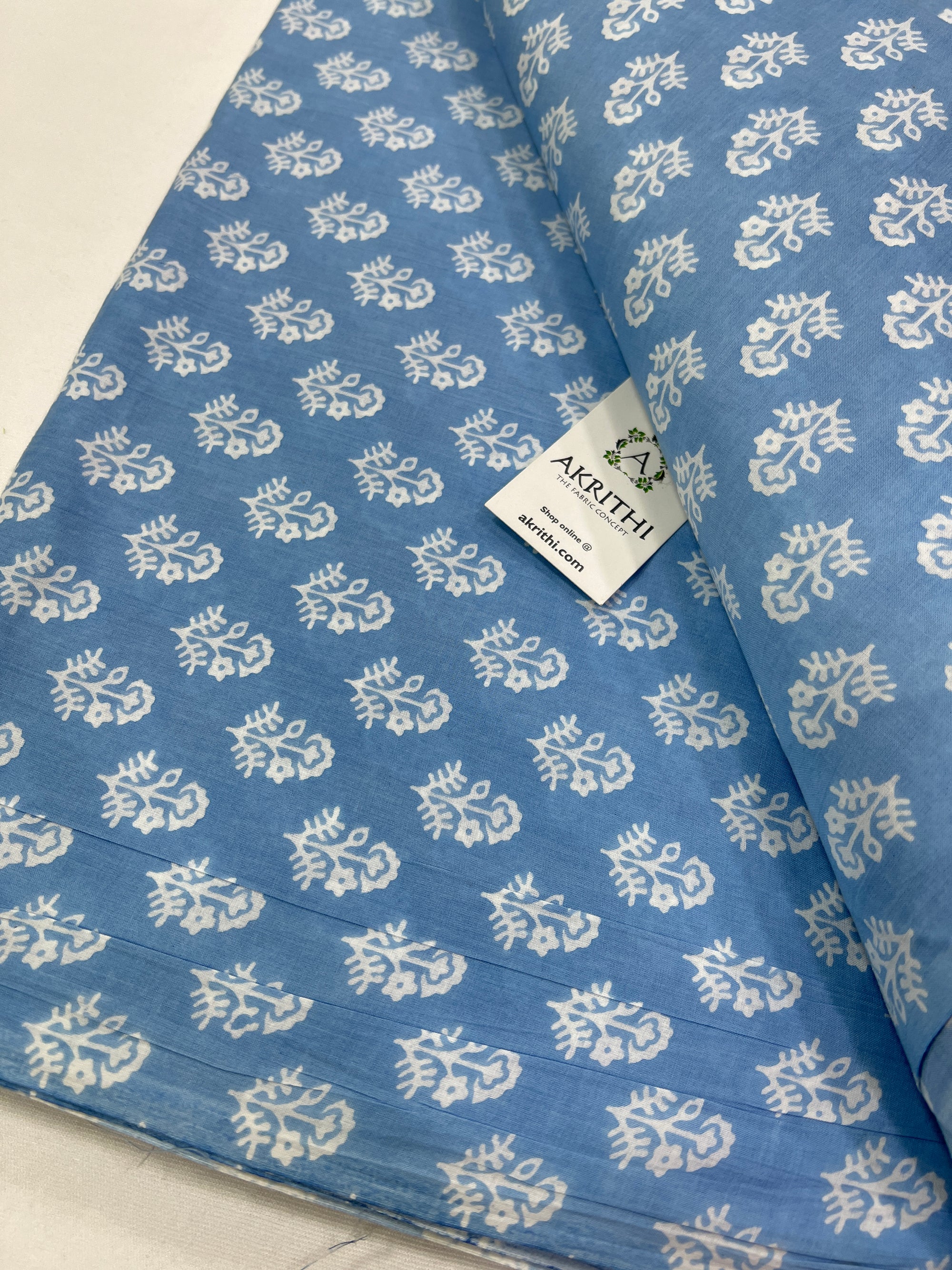 Printed pure cotton fabric