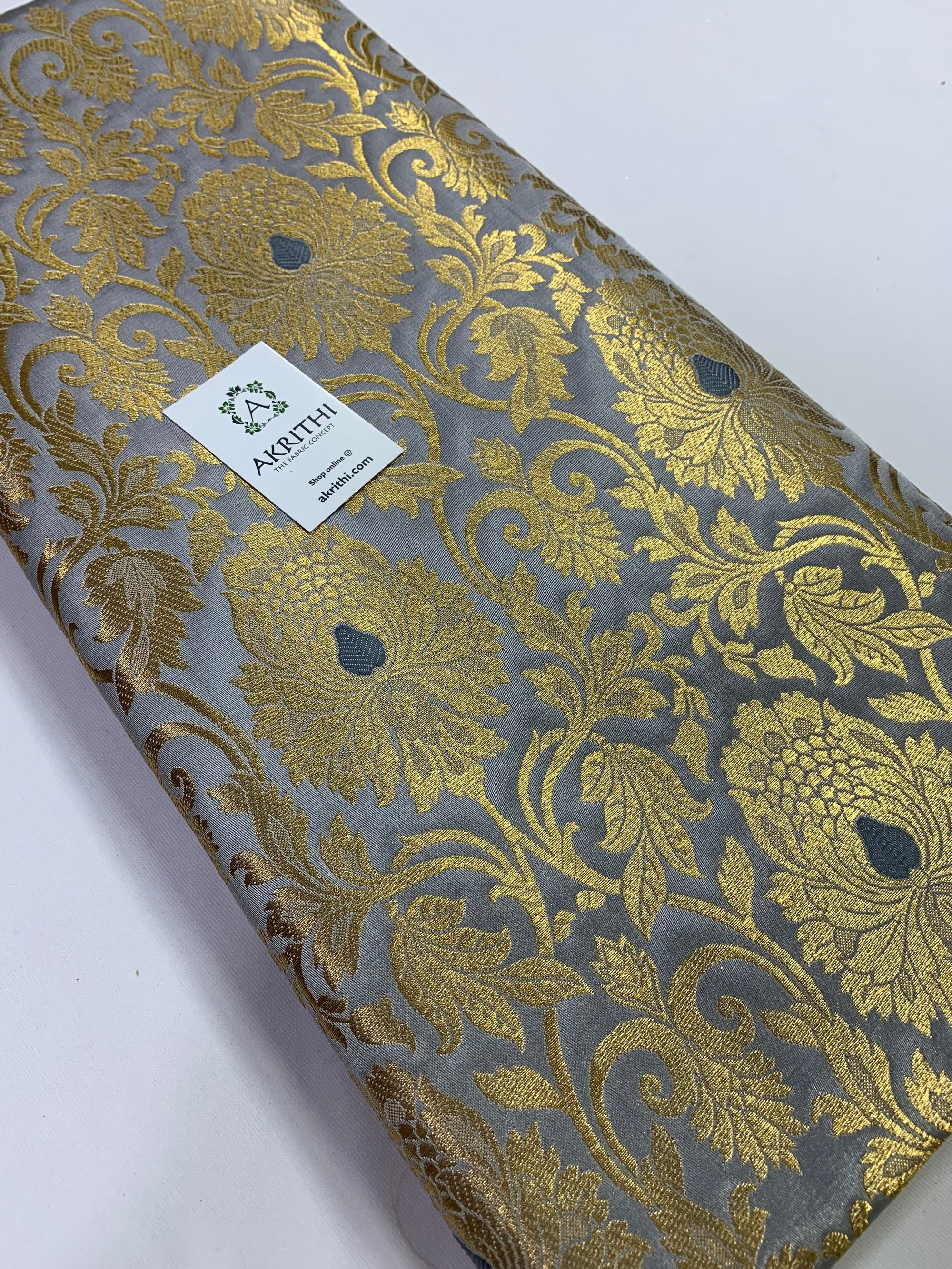 Handloom Banarasi brocade fabric