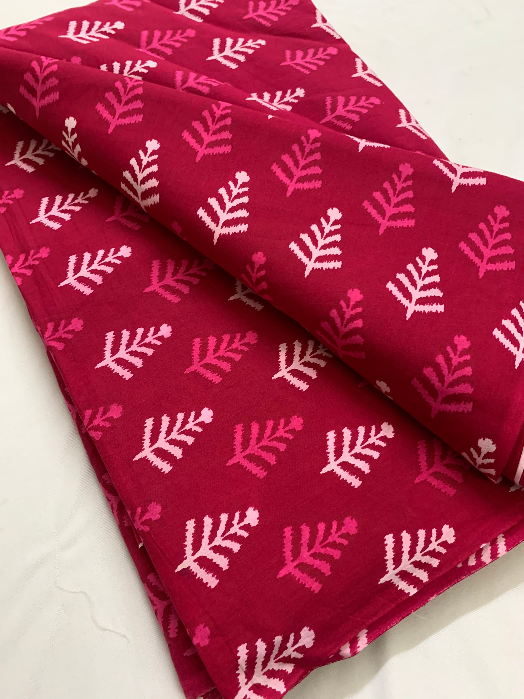 Printed pure cotton fabric