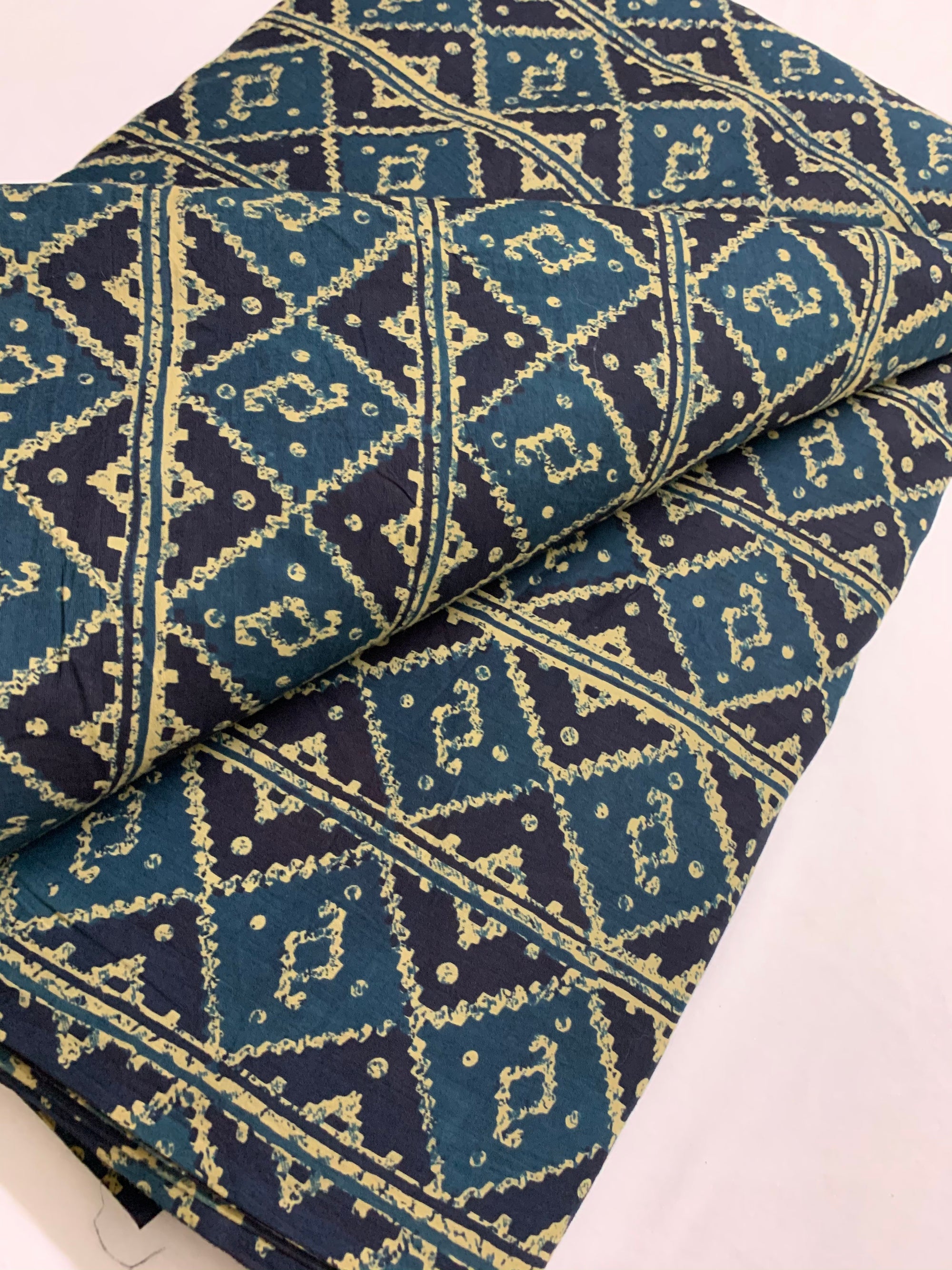 Printed pure cotton fabric