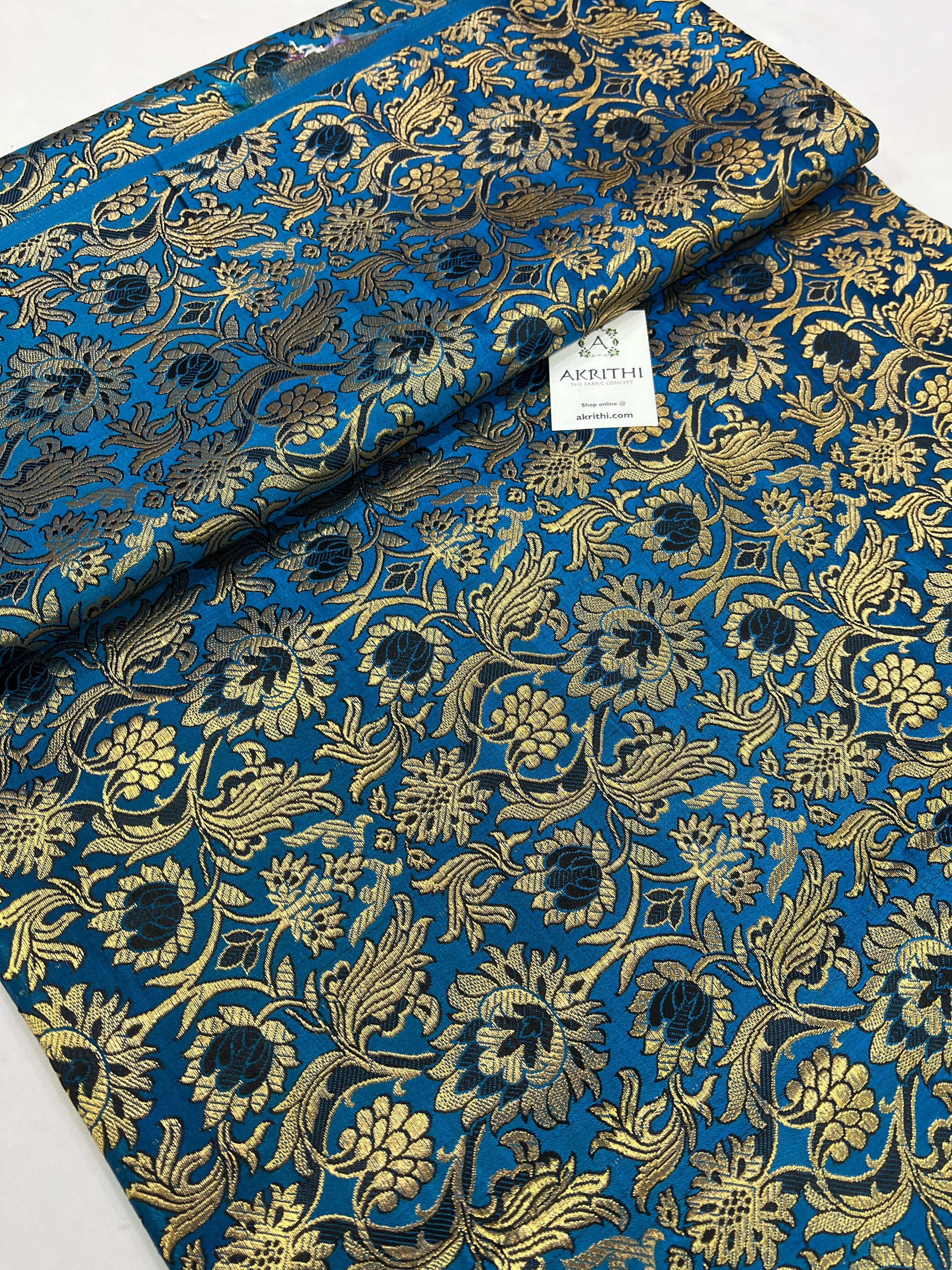 Handloom Banarasi brocade fabric