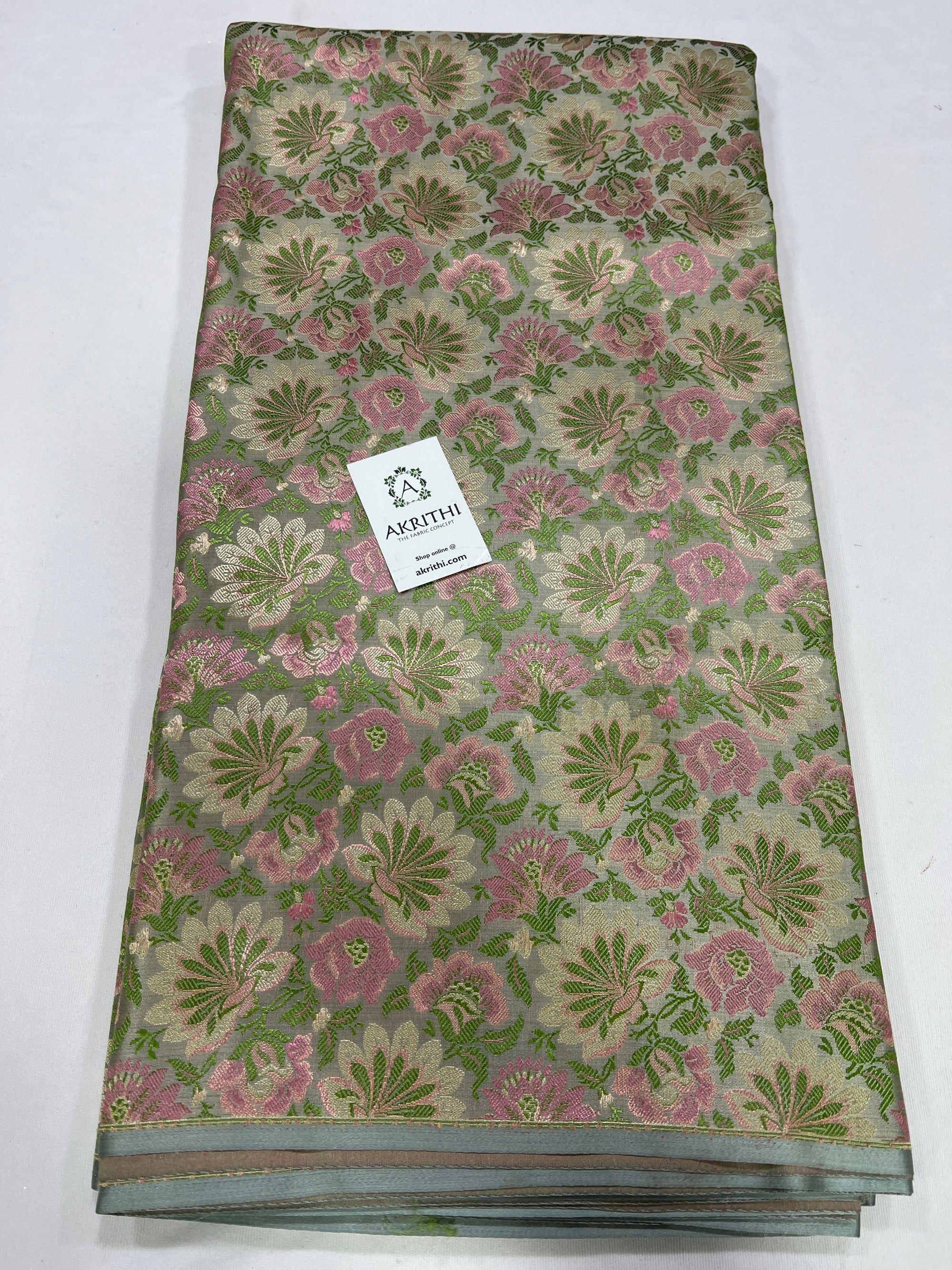 Handloom Banarasi brocade fabric
